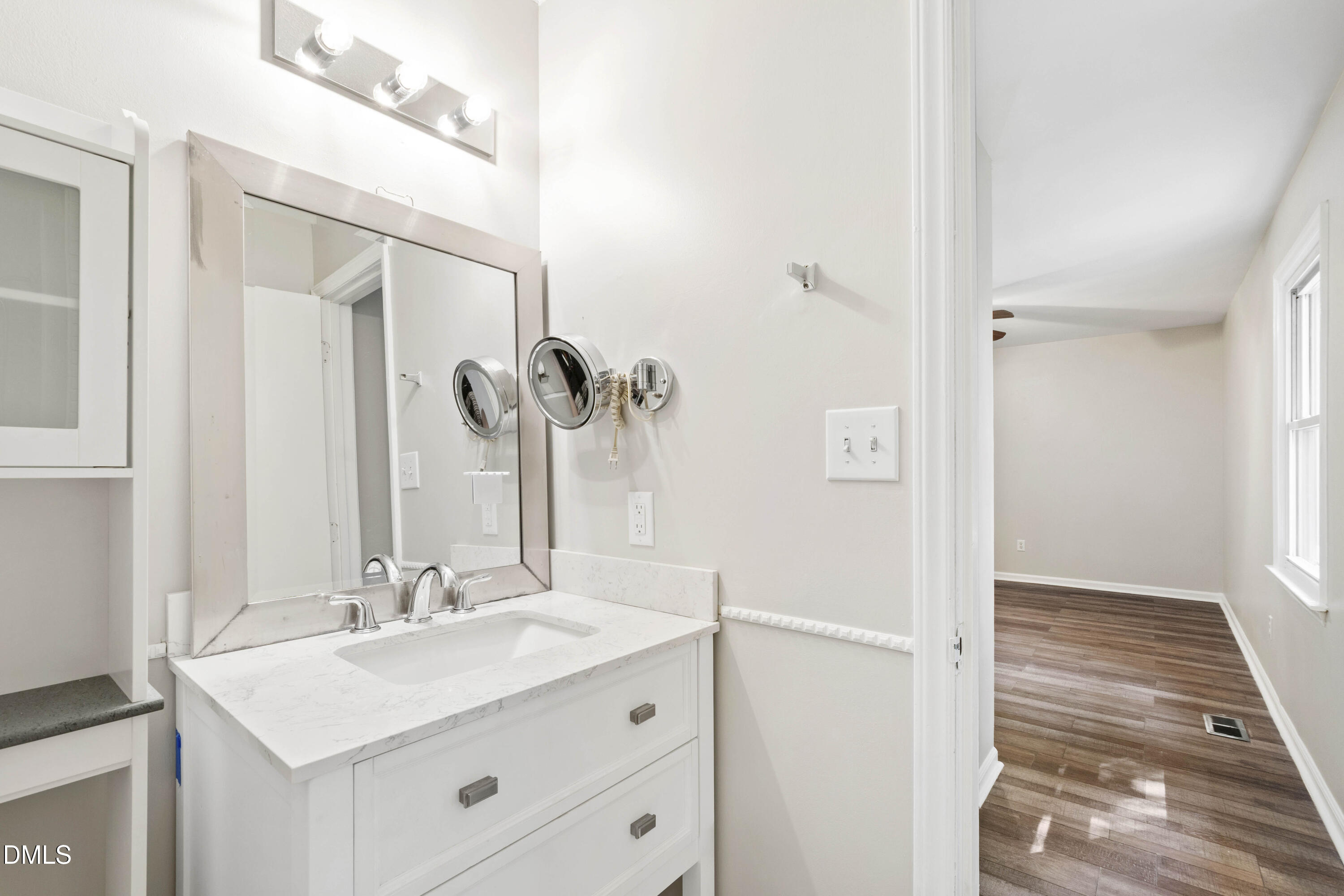 2415 Dorety Place
