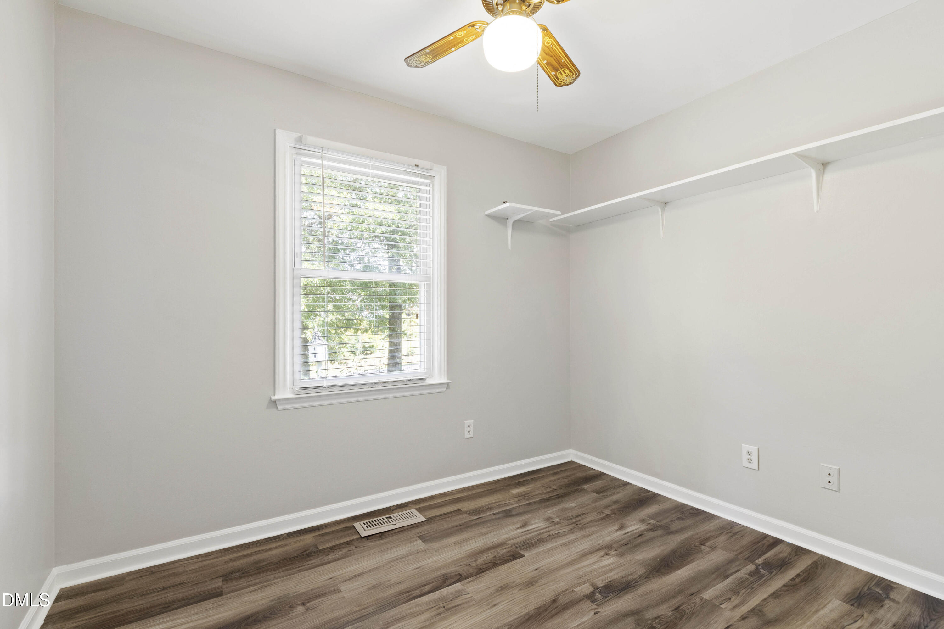 2415 Dorety Place