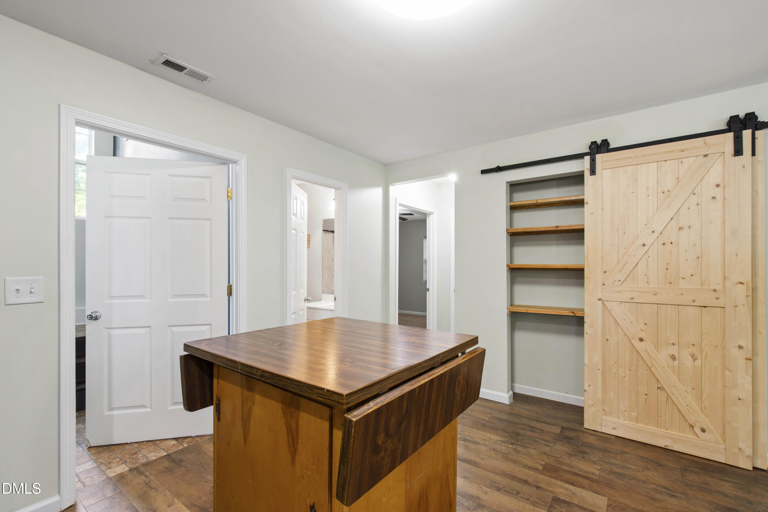 2415 Dorety Place