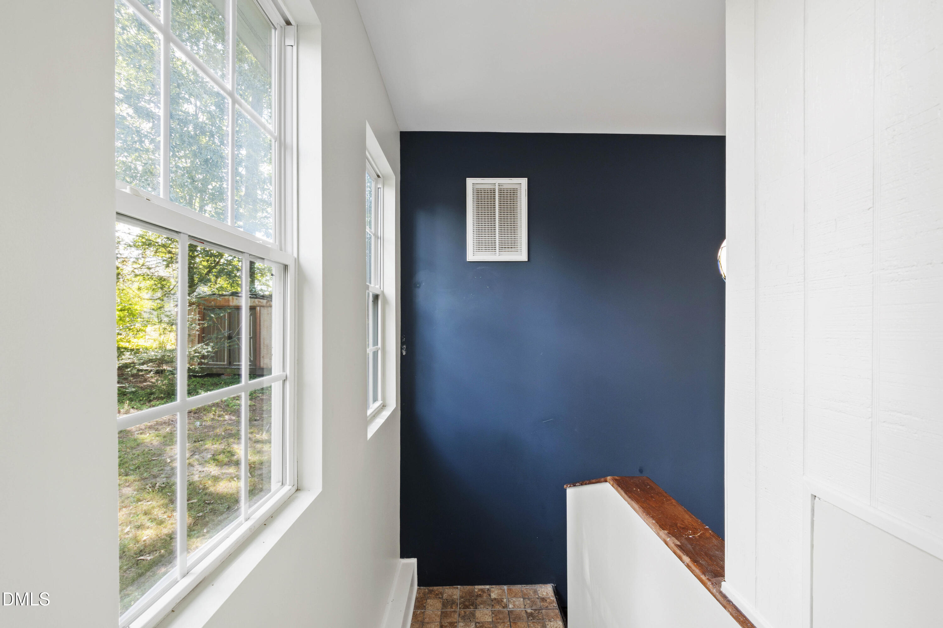 2415 Dorety Place