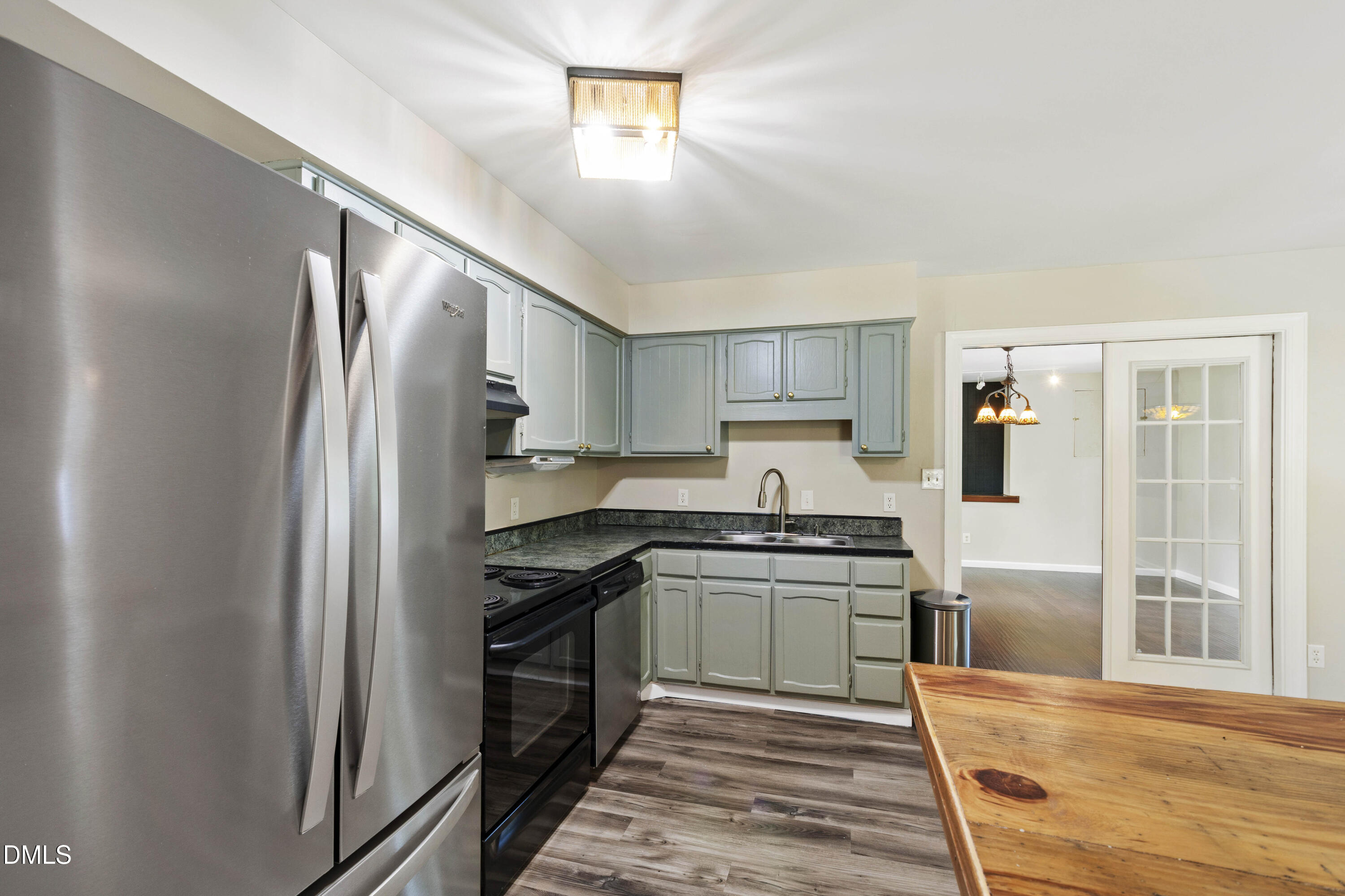 2415 Dorety Place