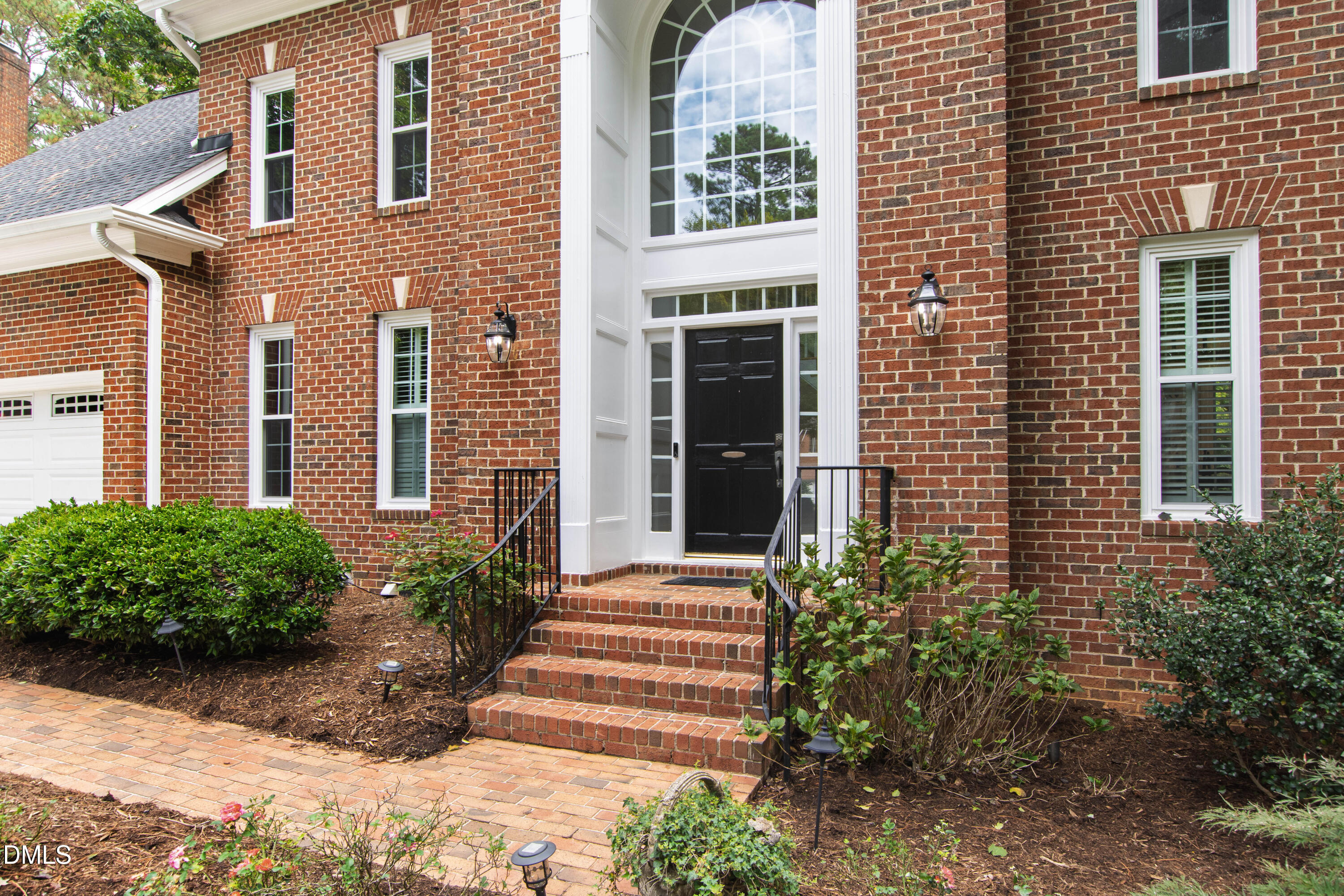 105 Charlemagne Court