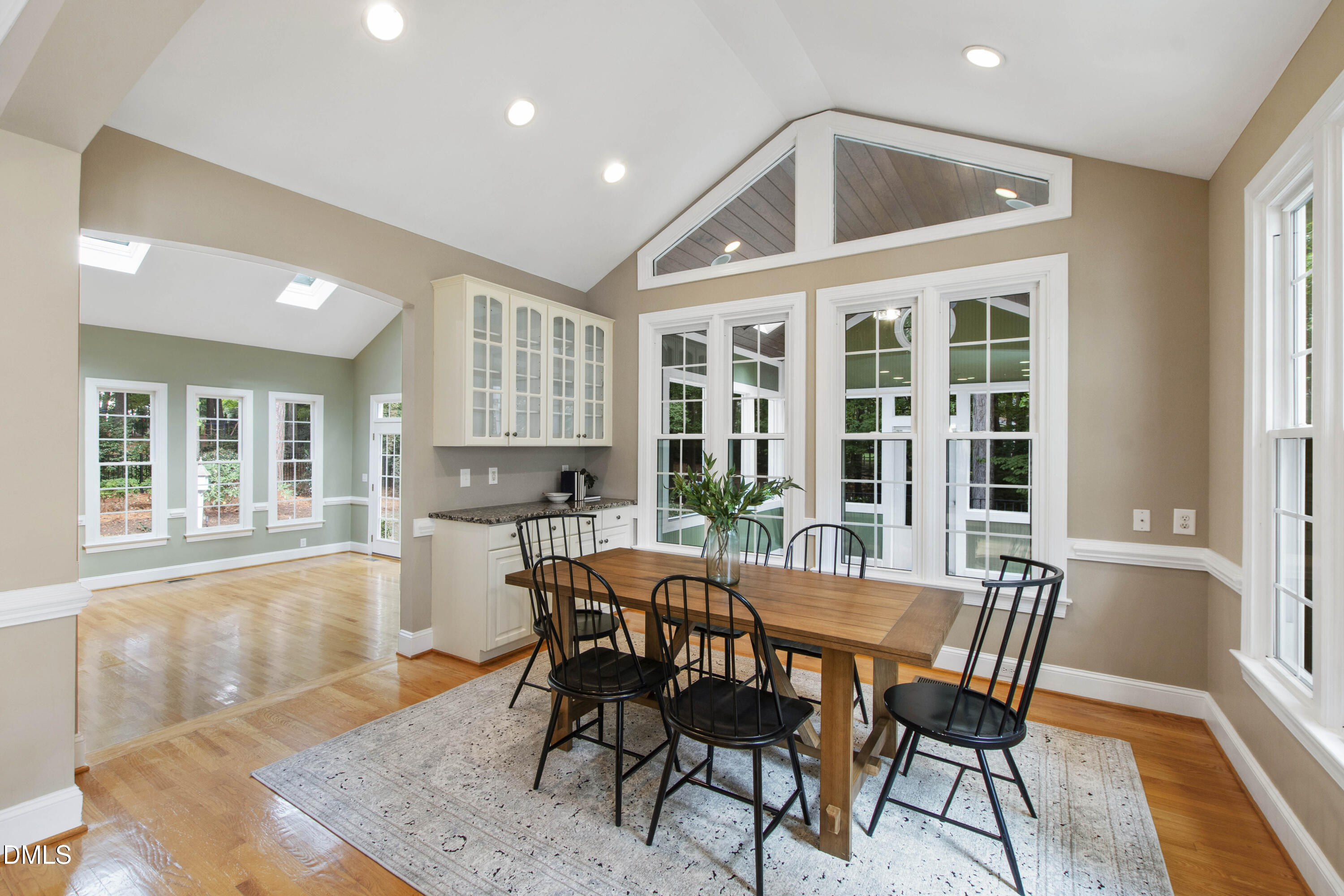 105 Charlemagne Court