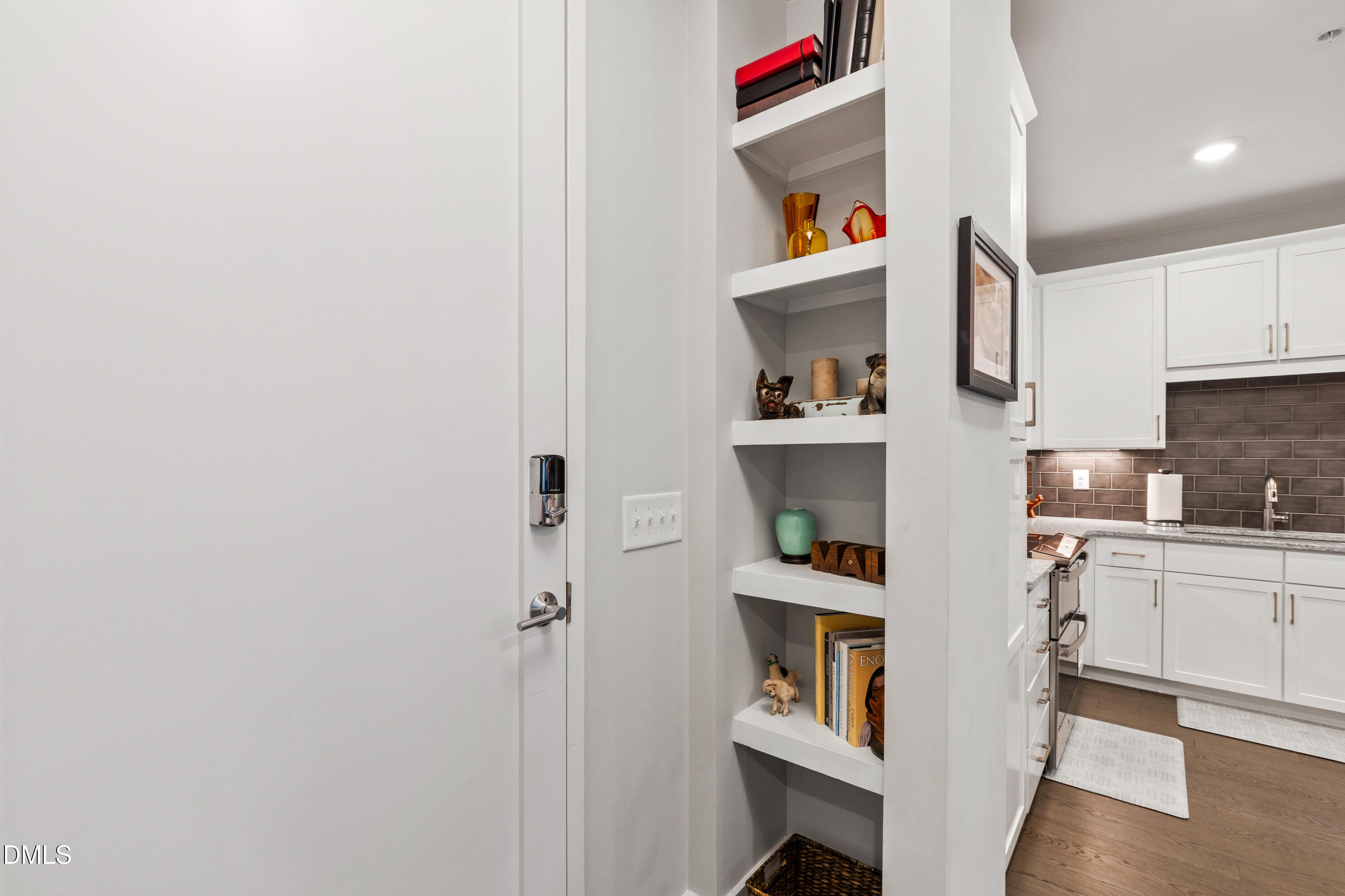 105 Chatham Walk Lane # 204