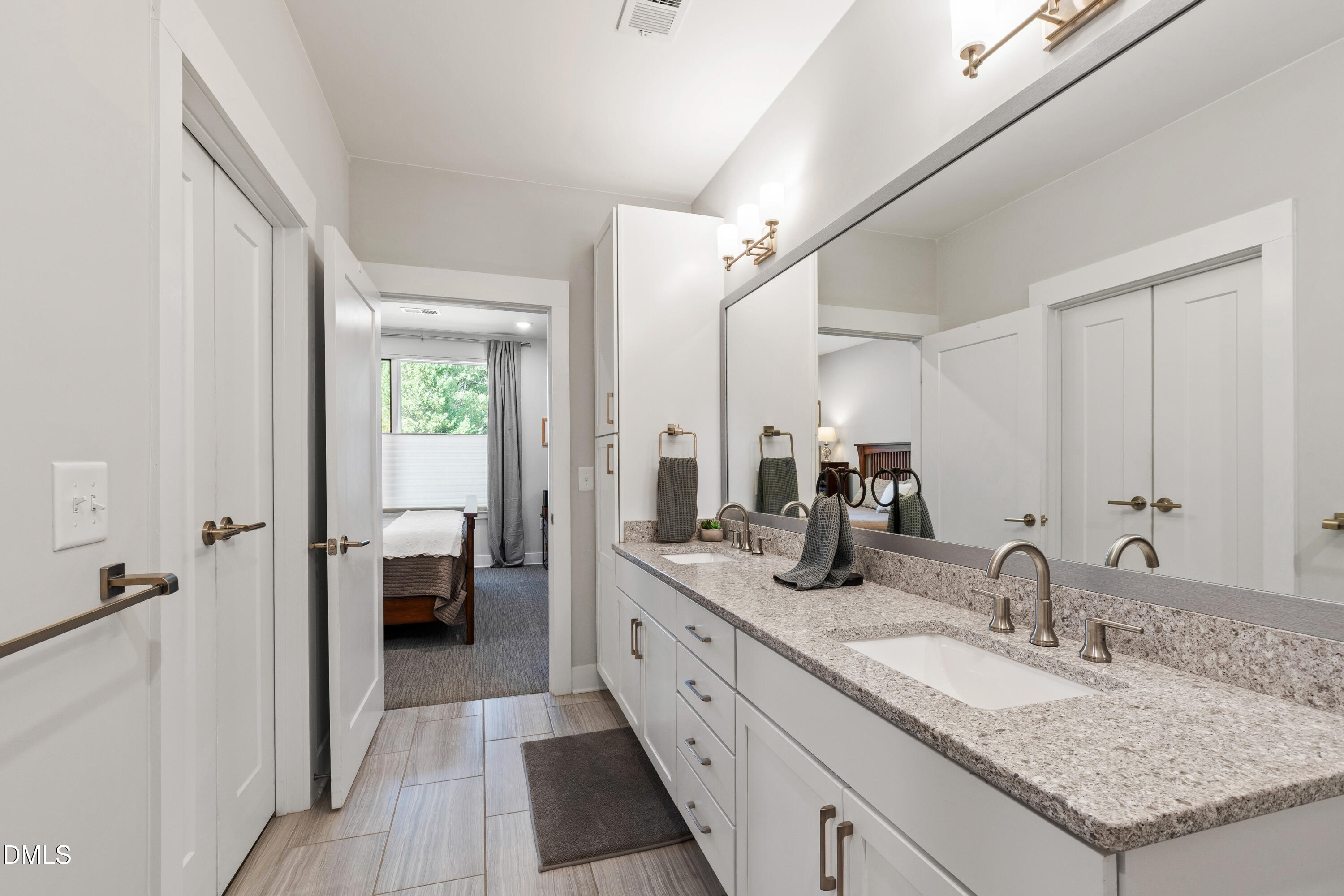 105 Chatham Walk Lane # 204