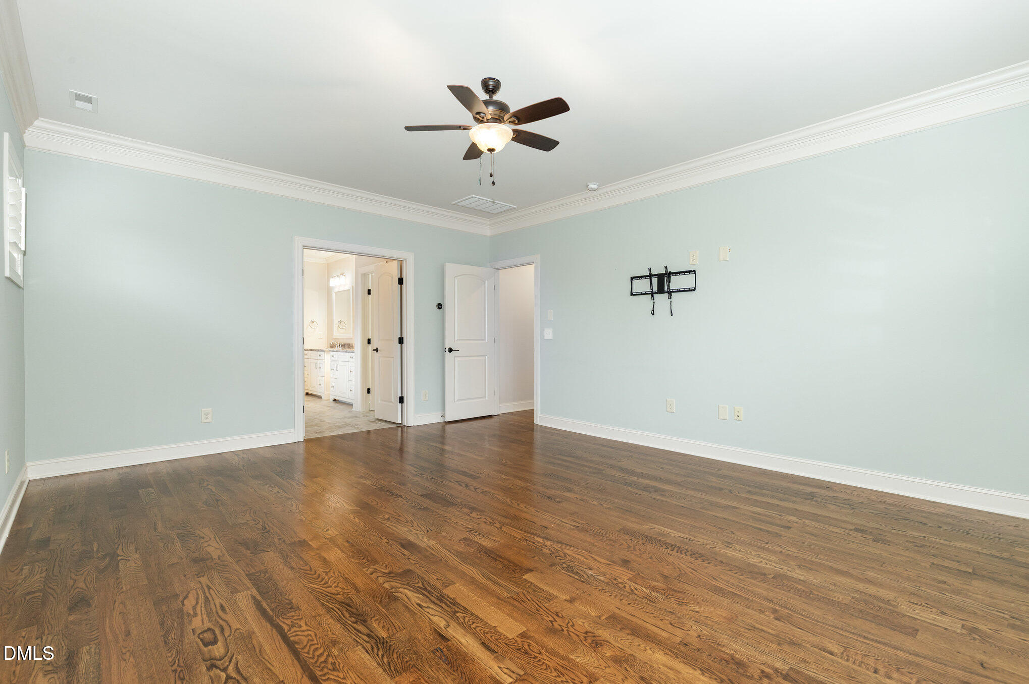 5112 Pomfret Point