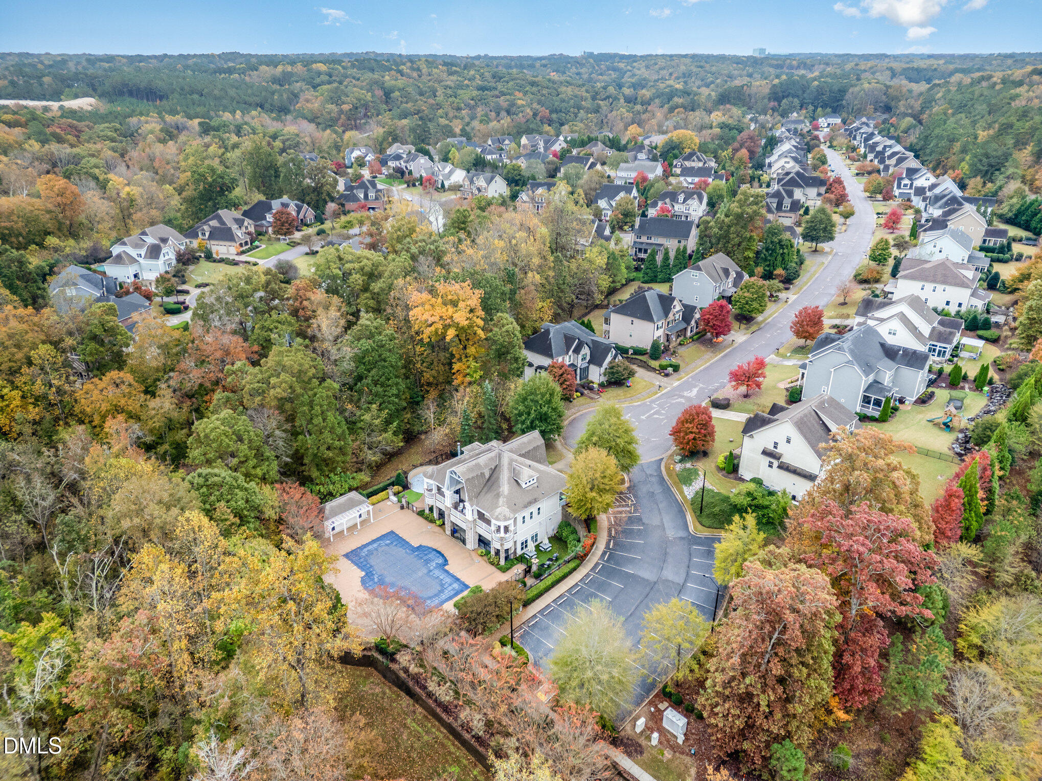 5112 Pomfret Point