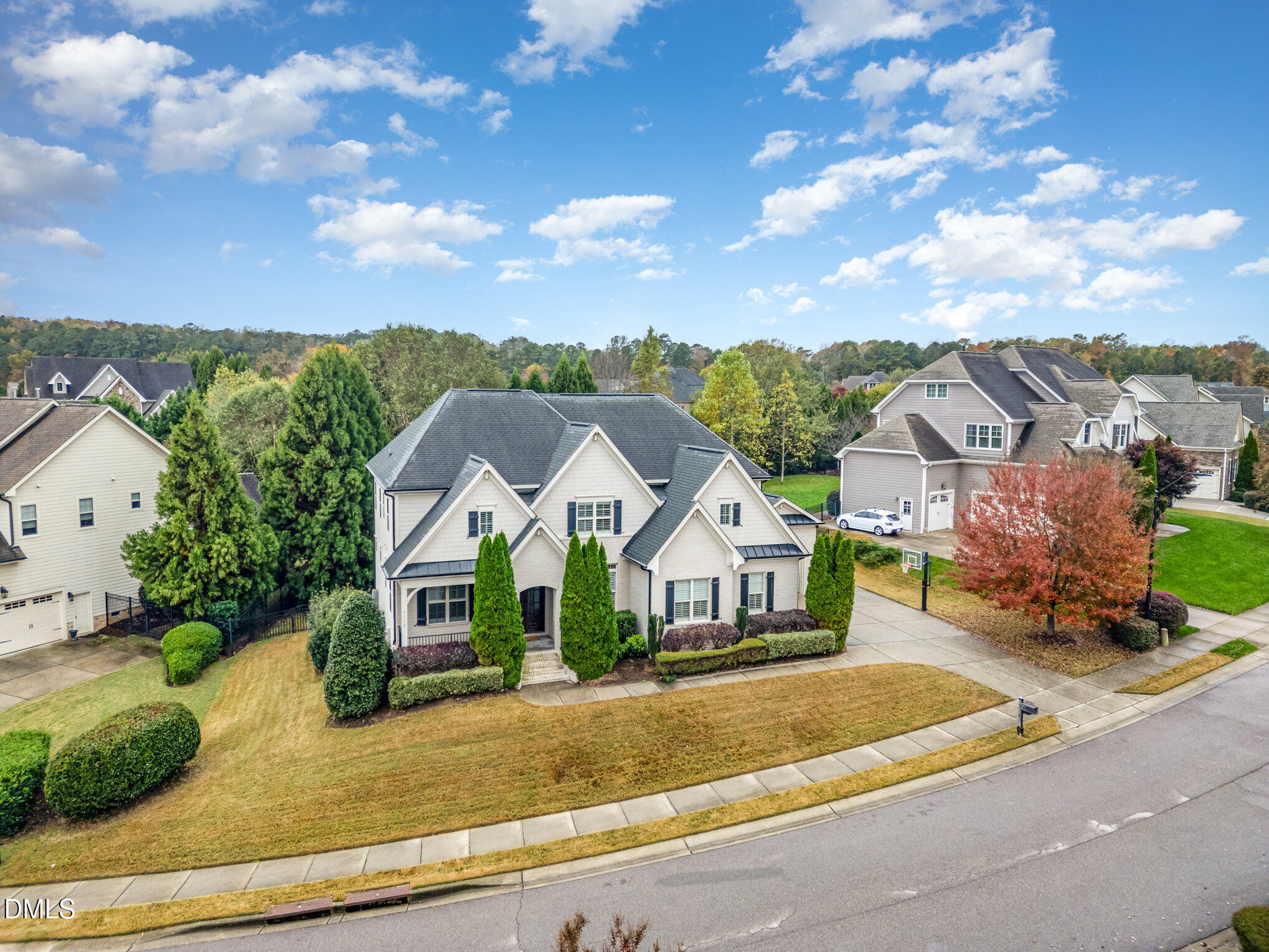 5112 Pomfret Point