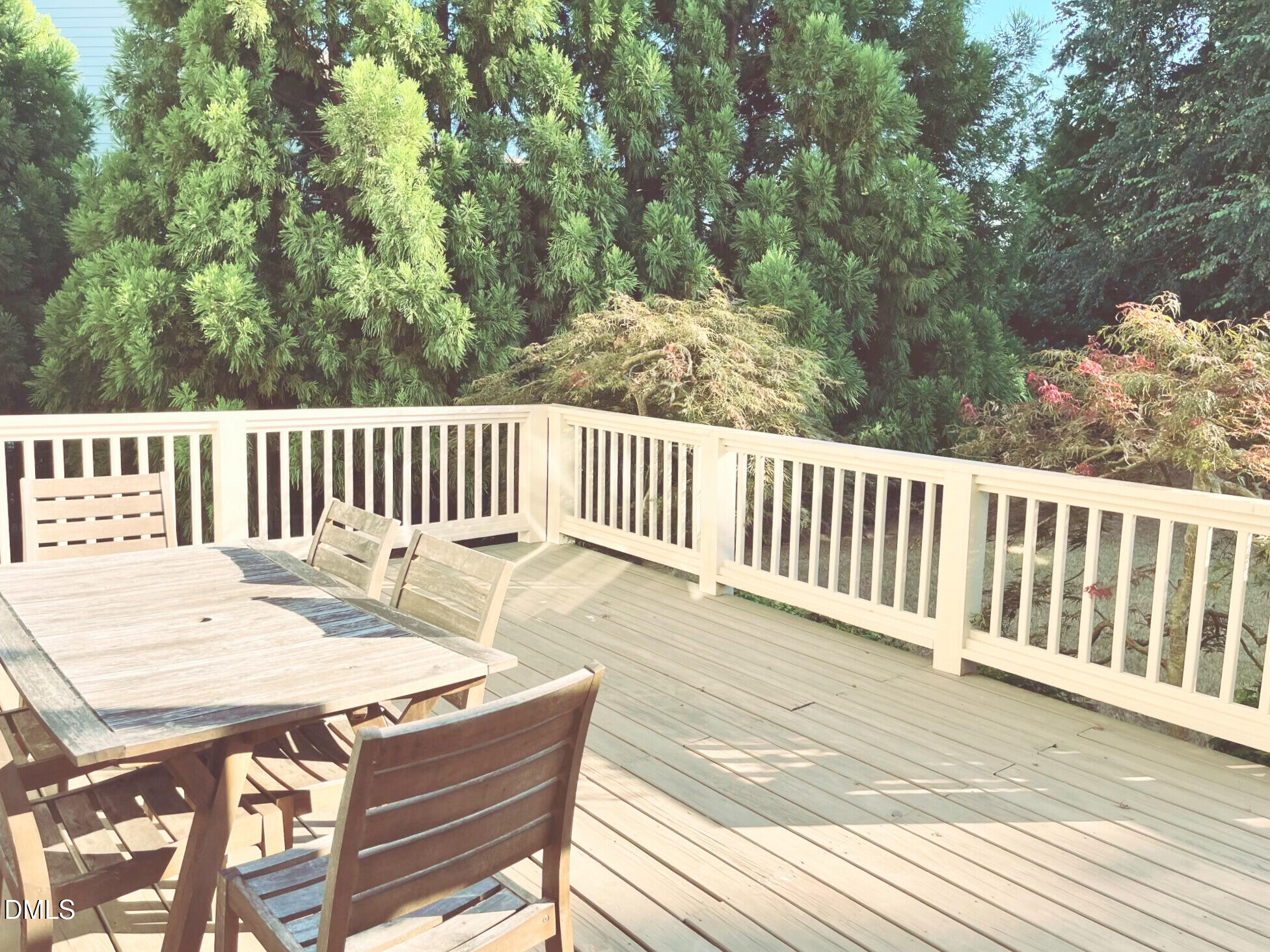 5112 Pomfret Point