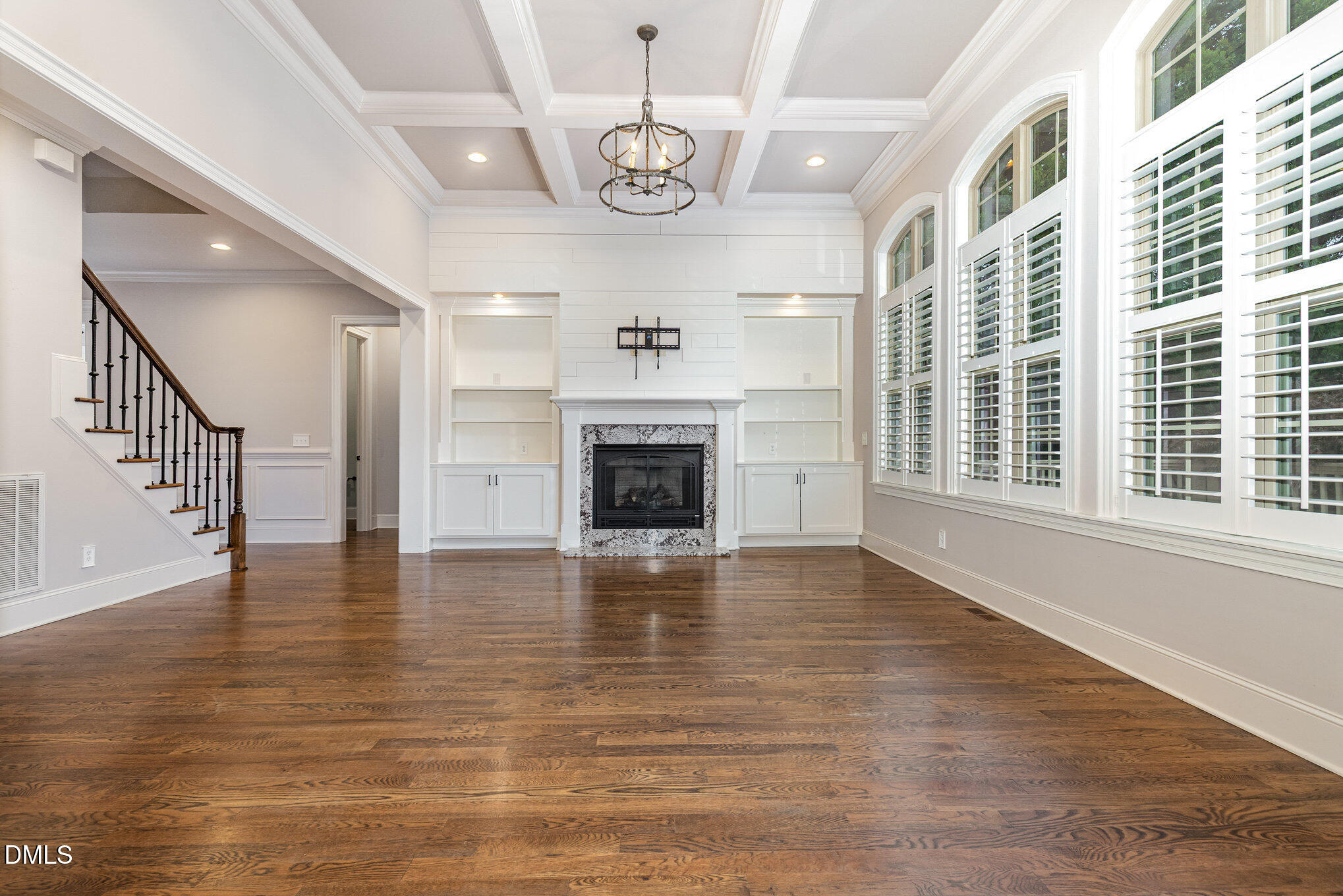 5112 Pomfret Point