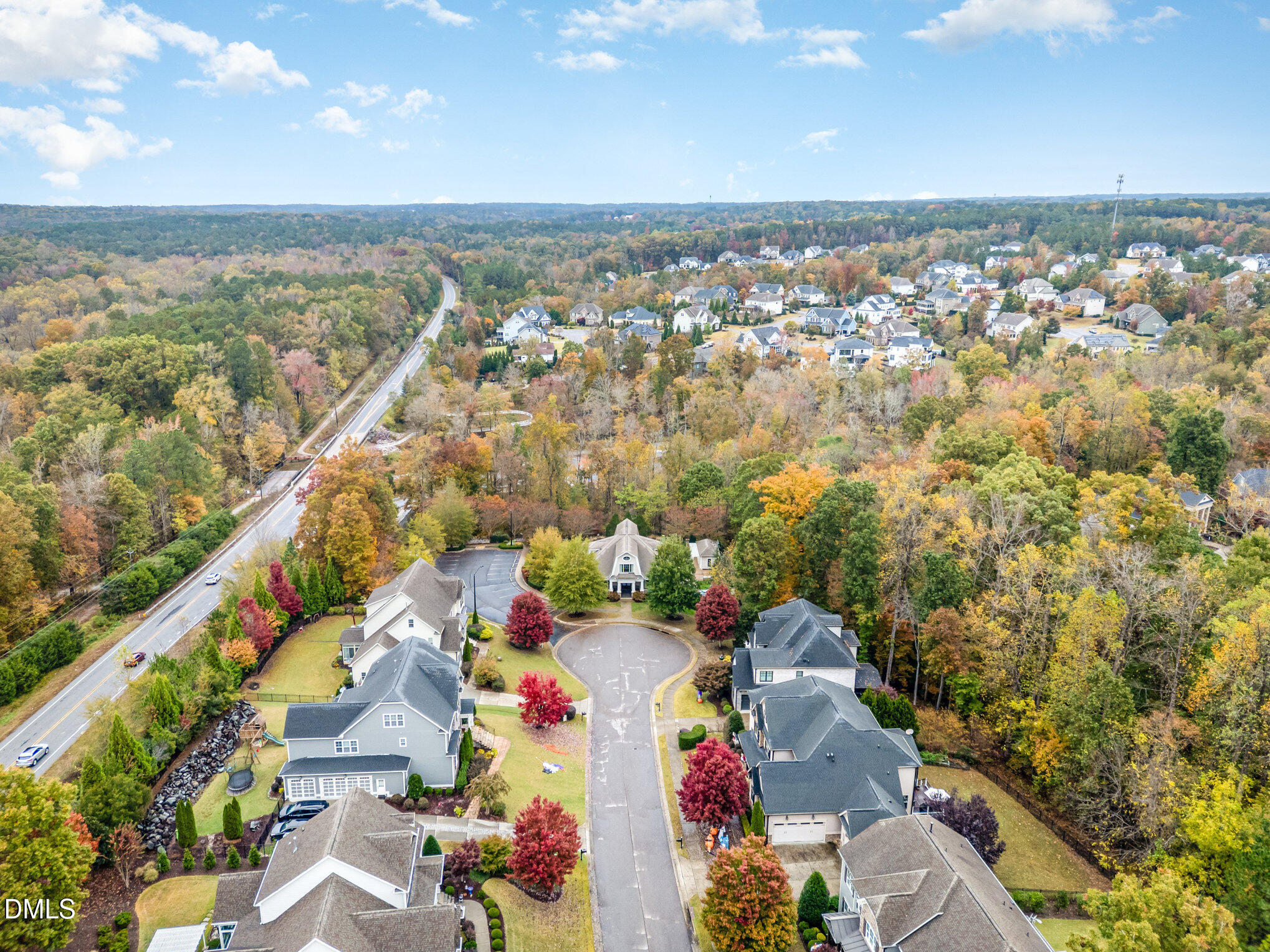 5112 Pomfret Point