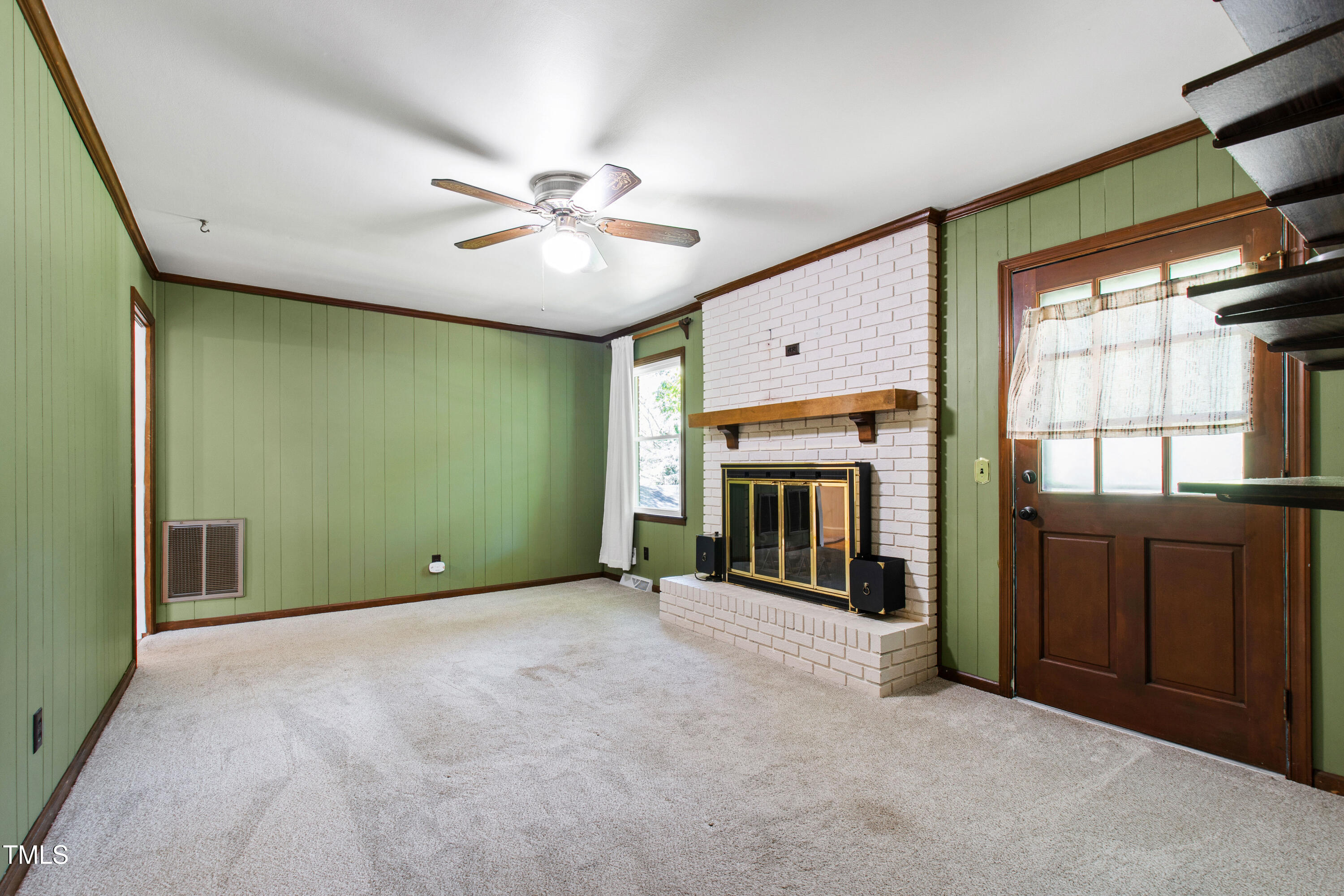 4606 Greenbrier Road