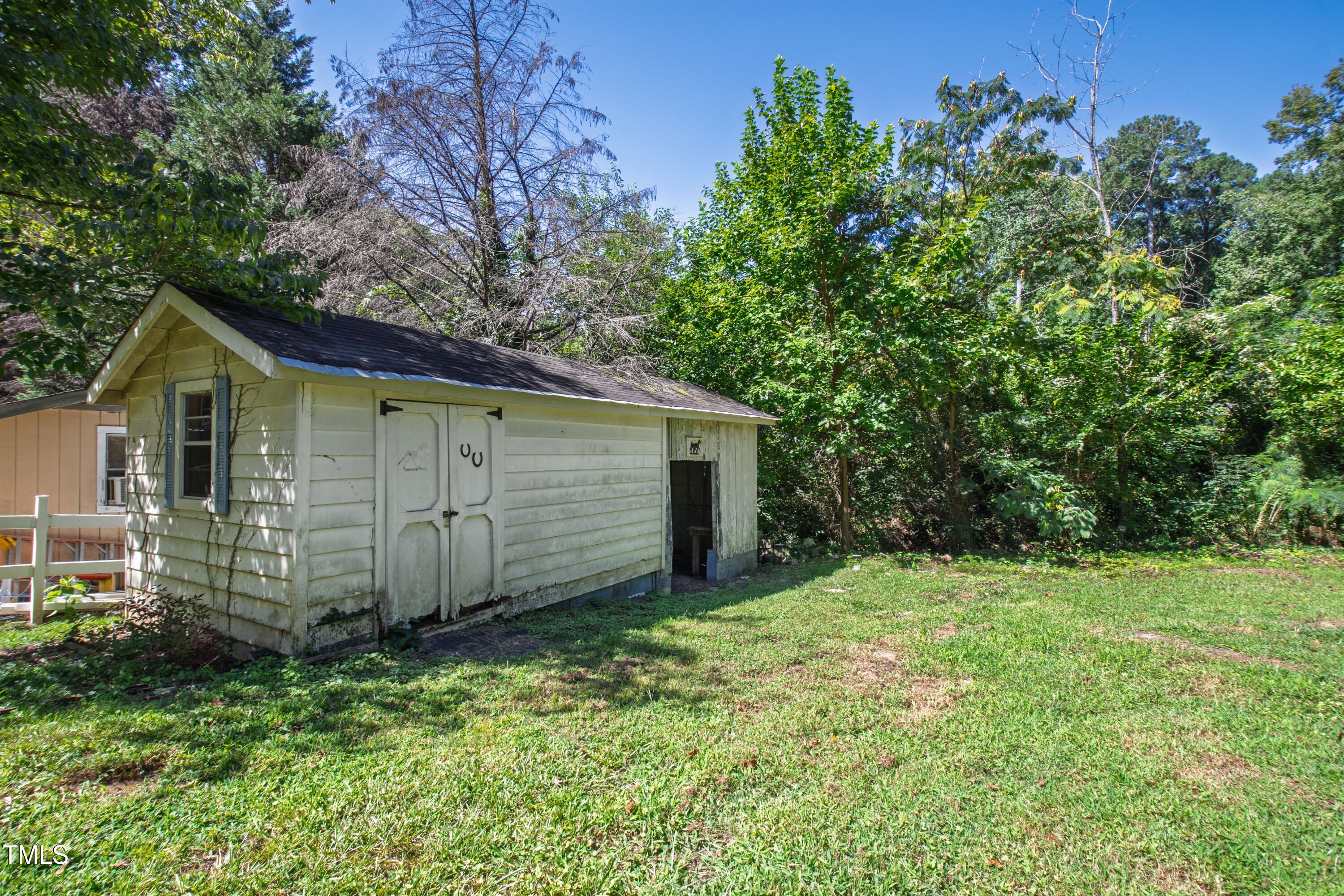 4606 Greenbrier Road