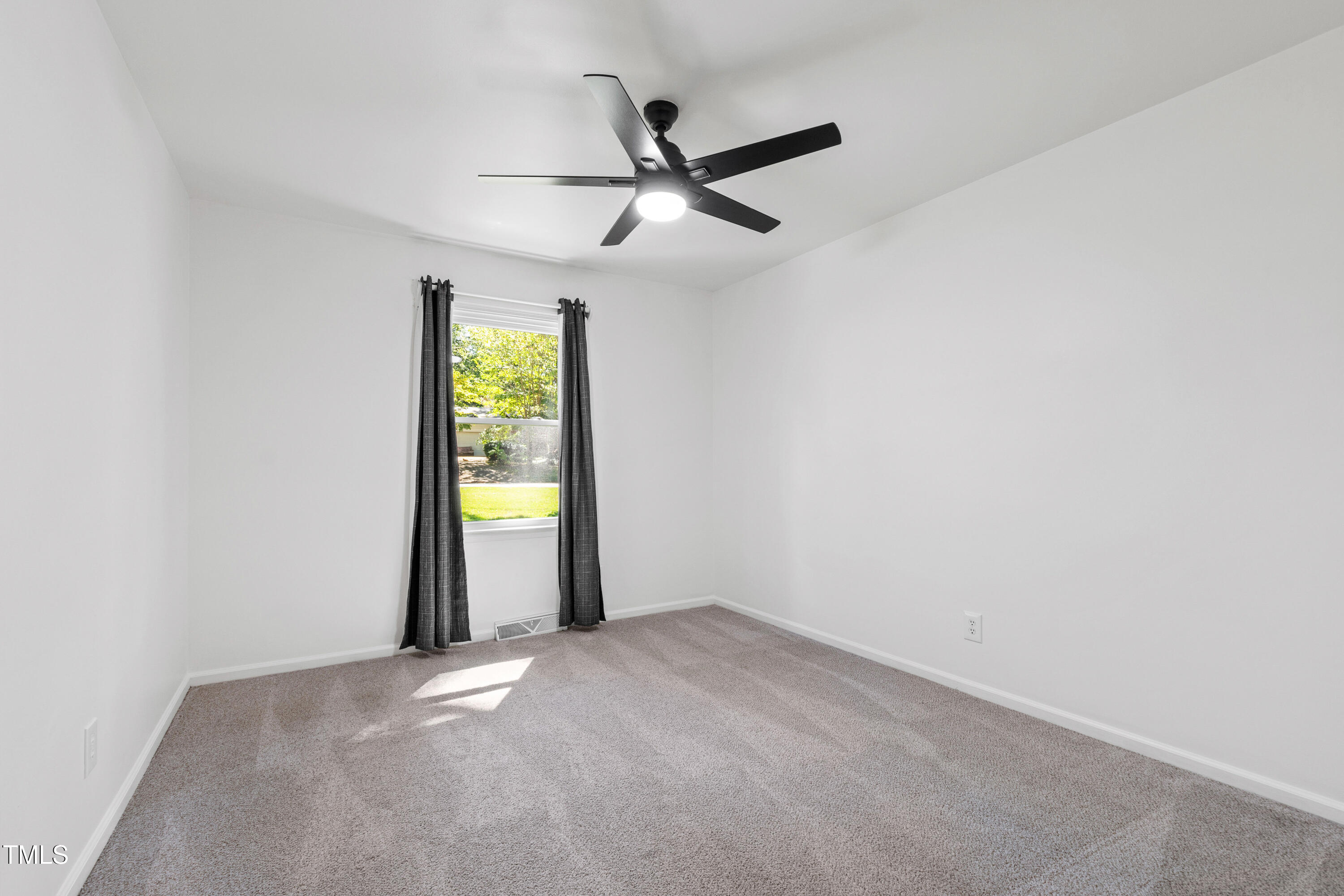 4606 Greenbrier Road