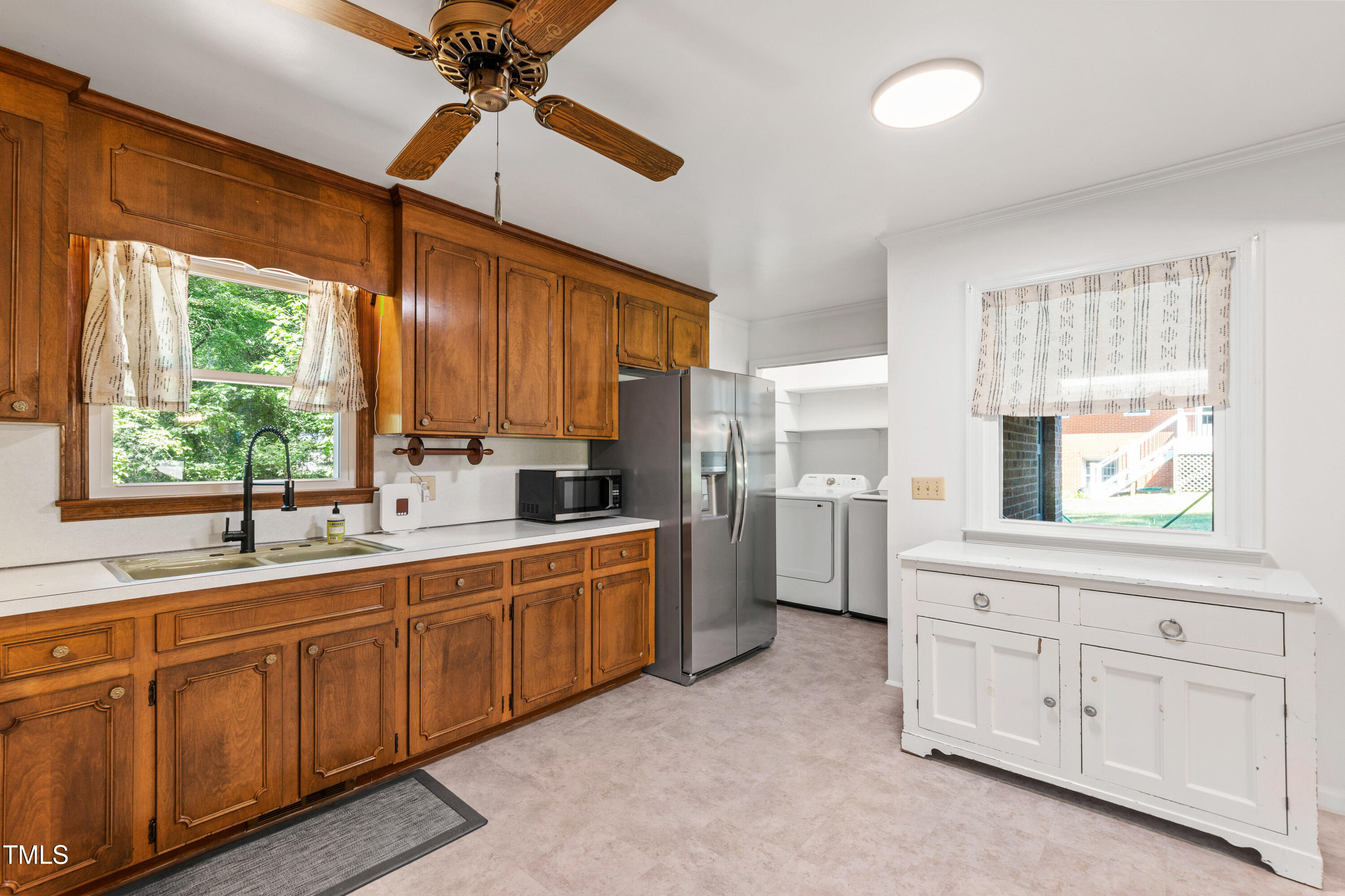 4606 Greenbrier Road