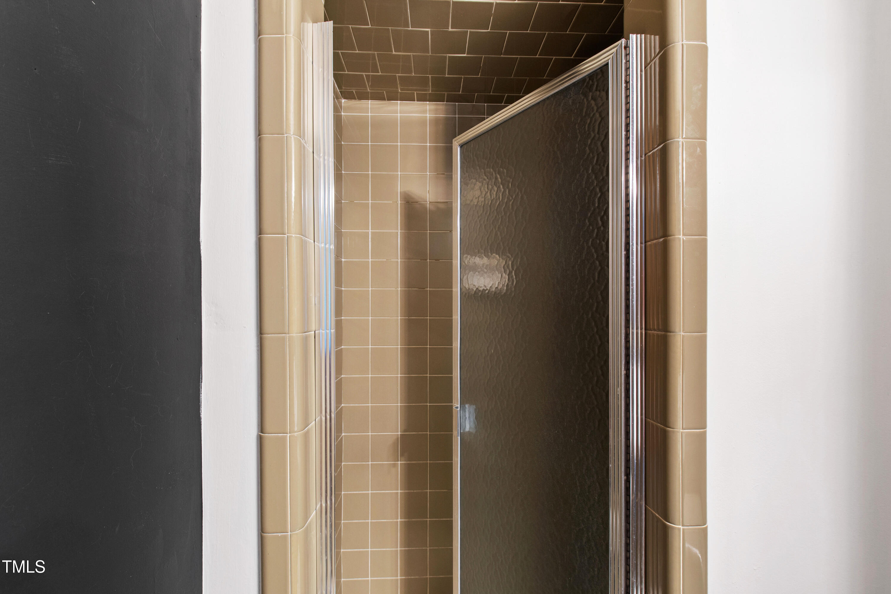 4606 Greenbrier Road