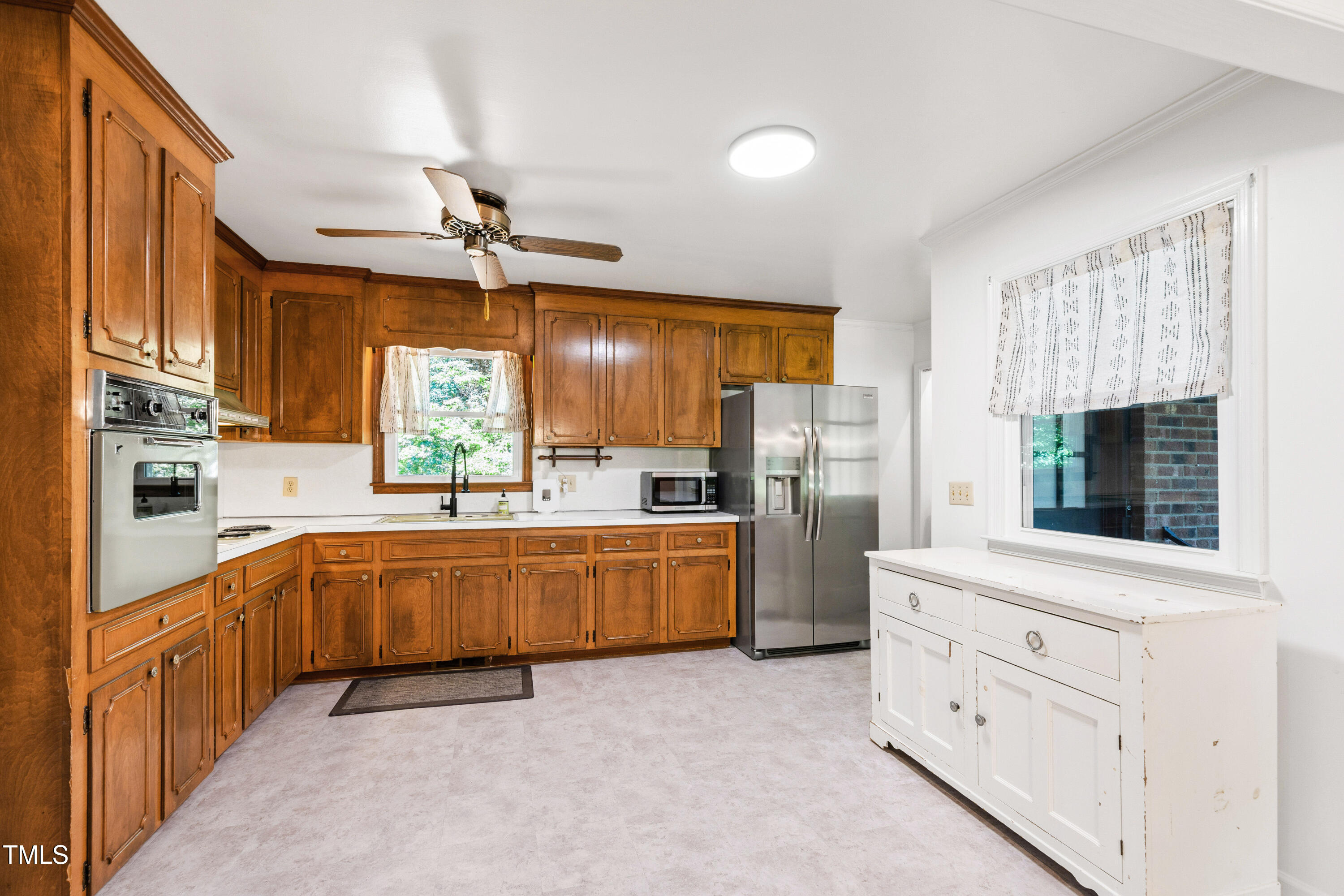4606 Greenbrier Road