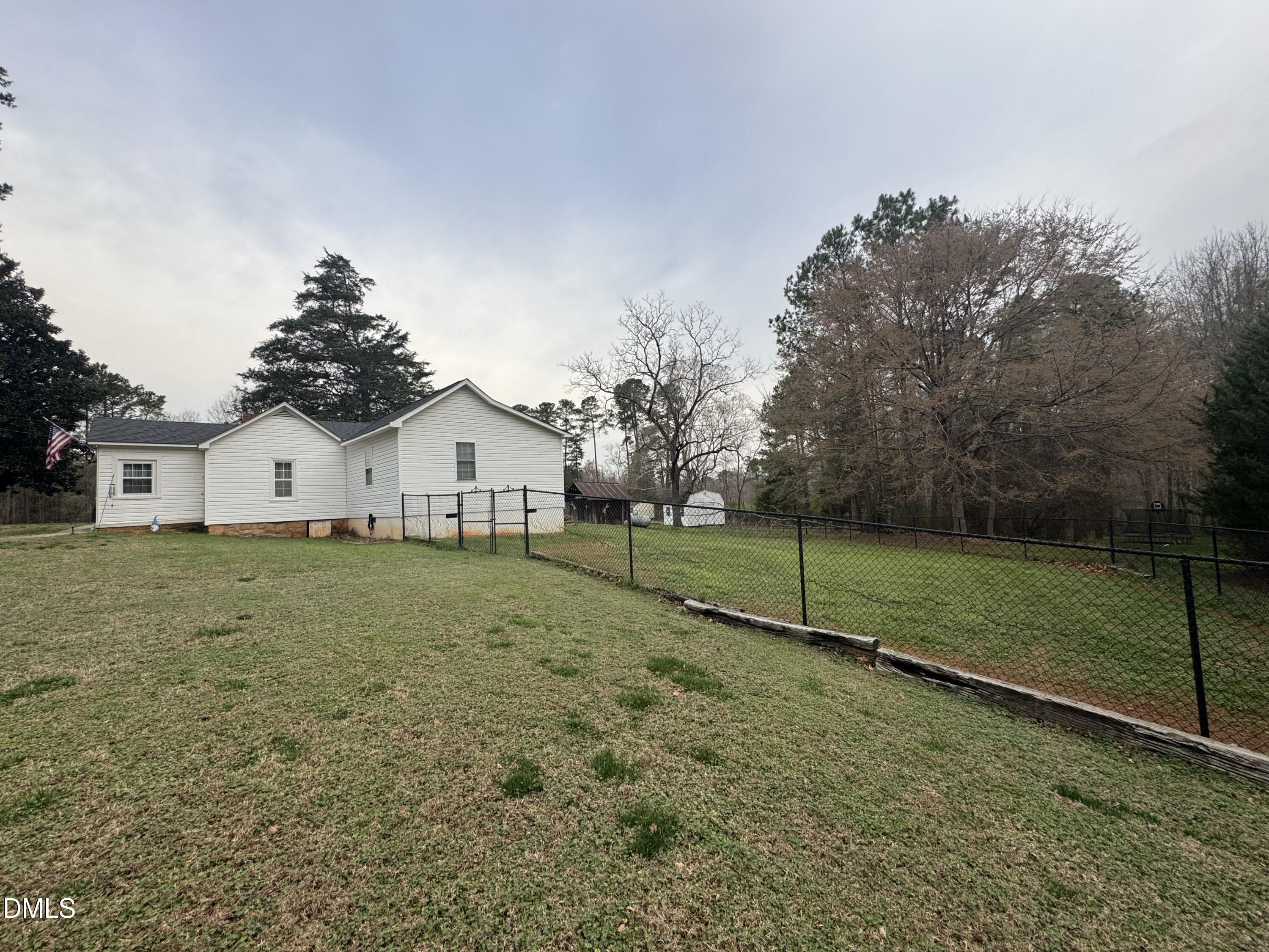 13908 Possum Track Road