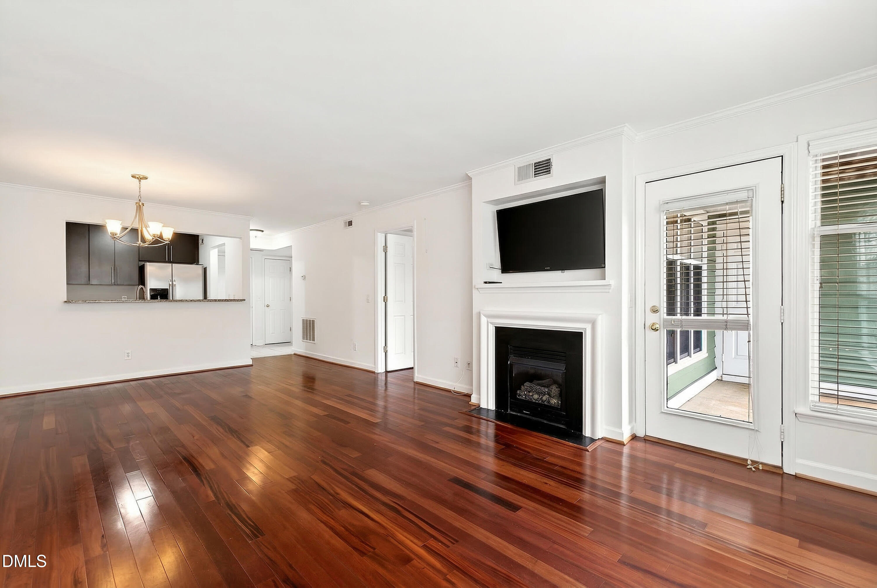 1010 Nicholwood Drive # 103