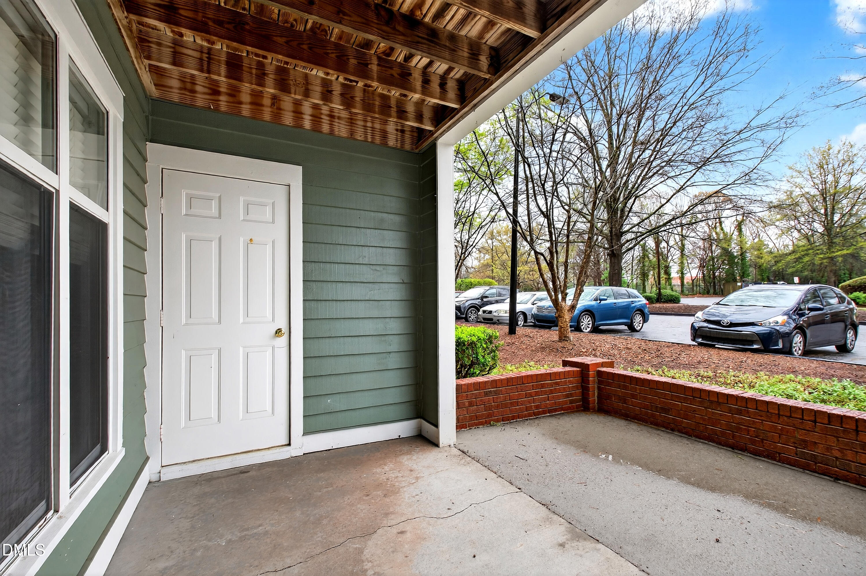 1010 Nicholwood Drive # 103