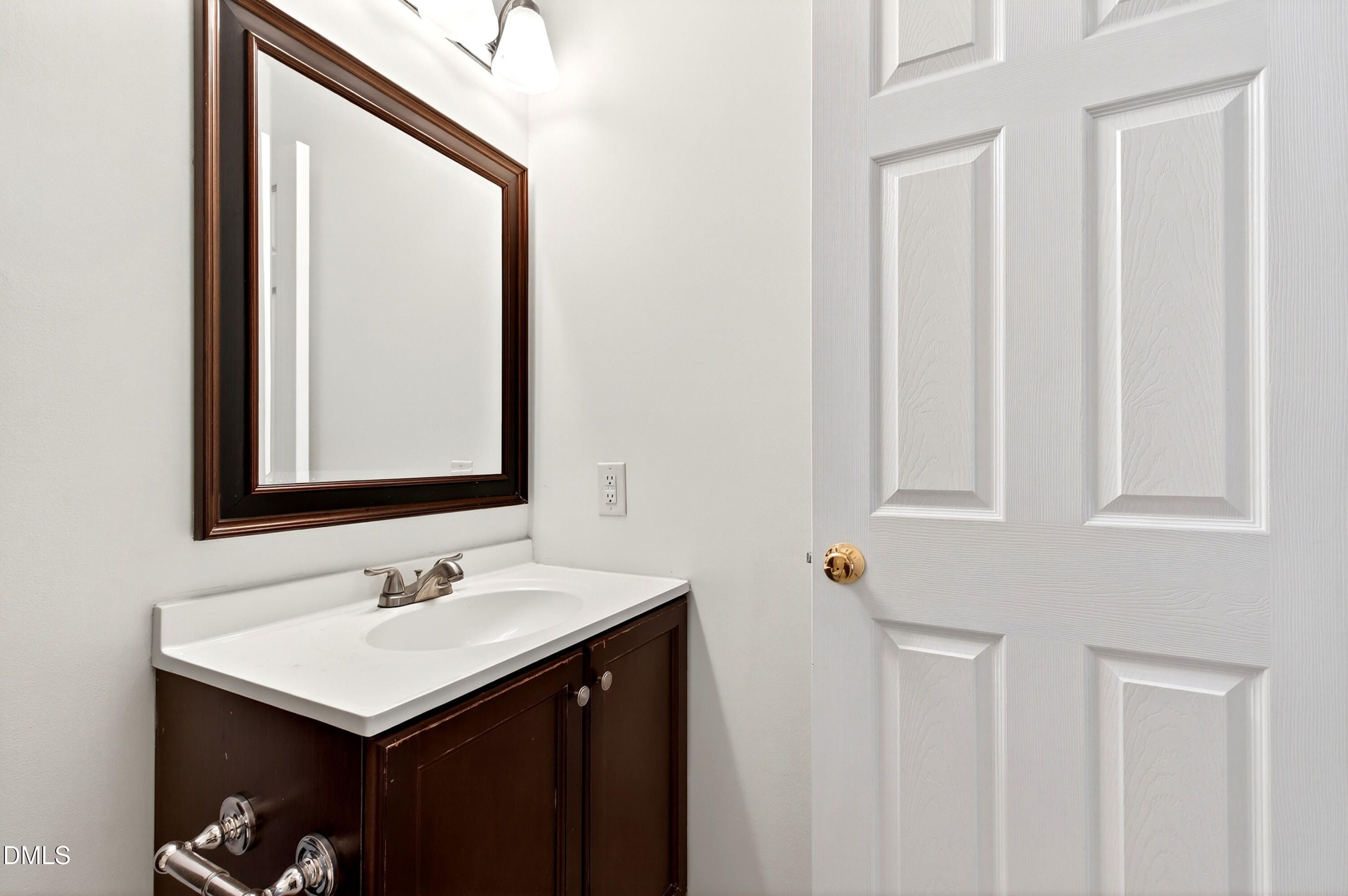1010 Nicholwood Drive # 103