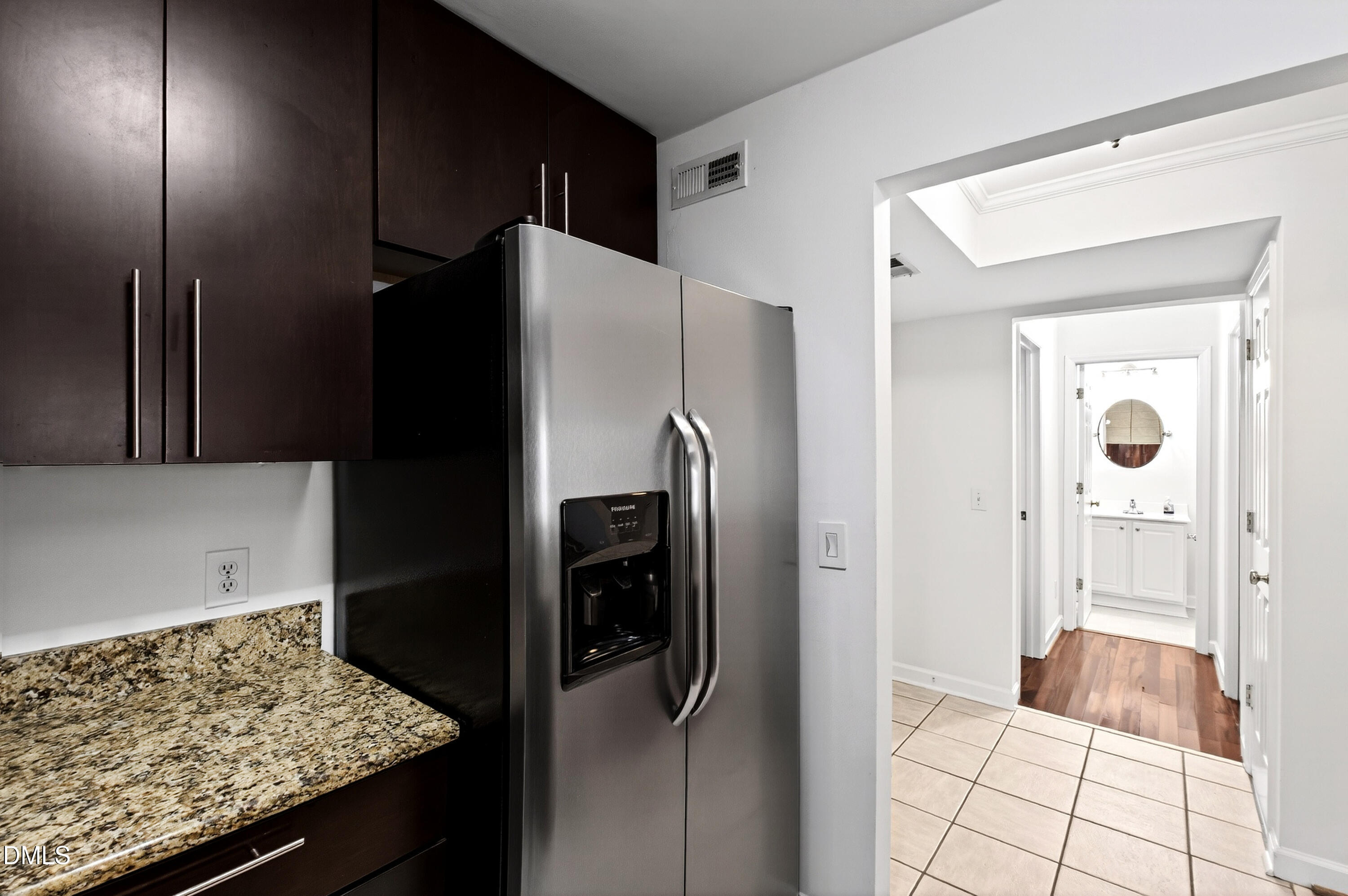 1010 Nicholwood Drive # 103