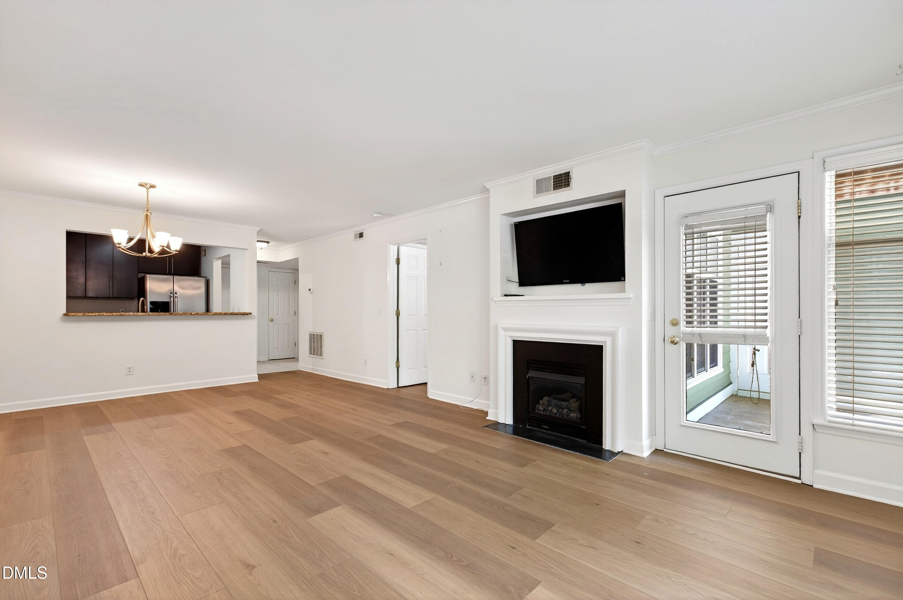 1010 Nicholwood Drive # 103