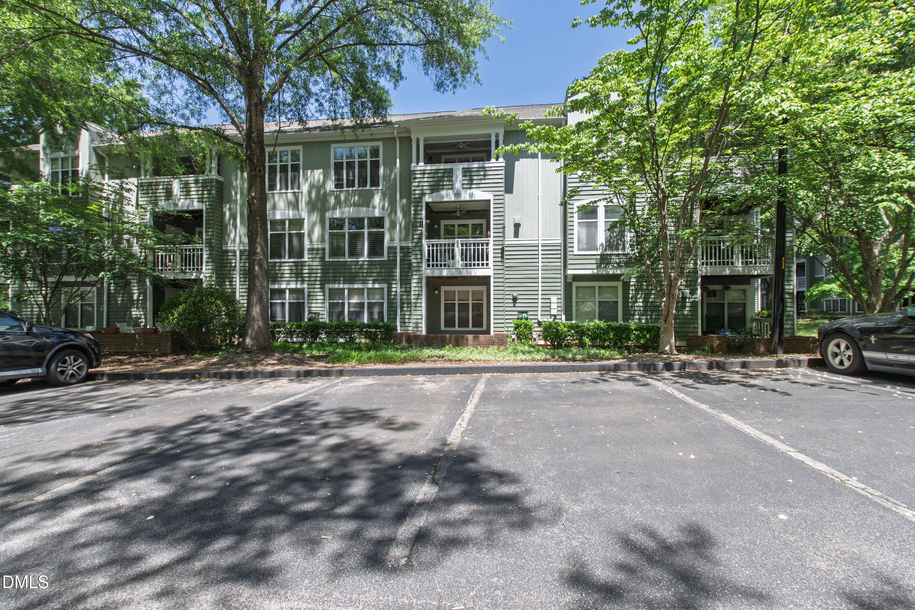 1010 Nicholwood Drive # 103