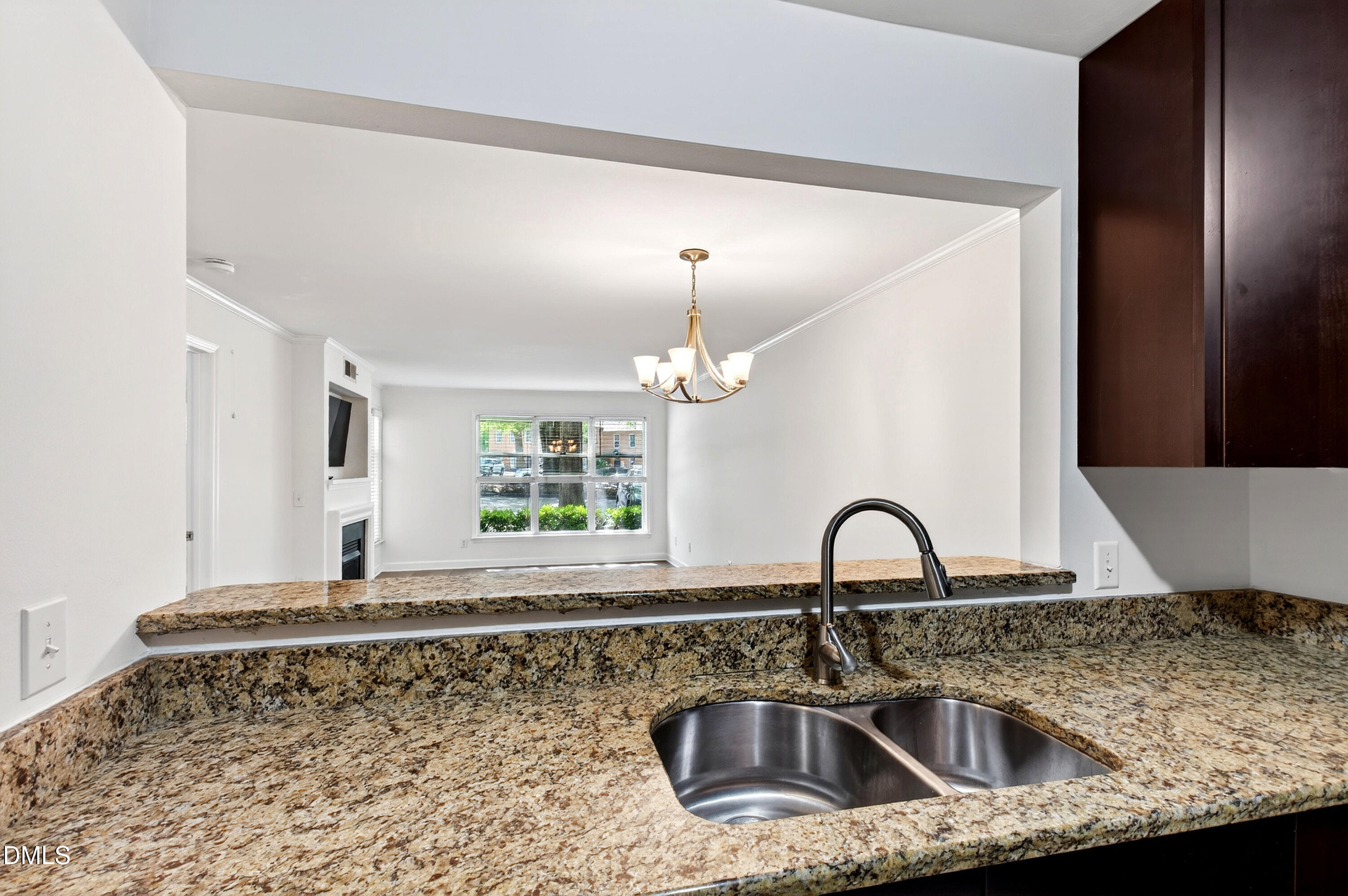 1010 Nicholwood Drive # 103