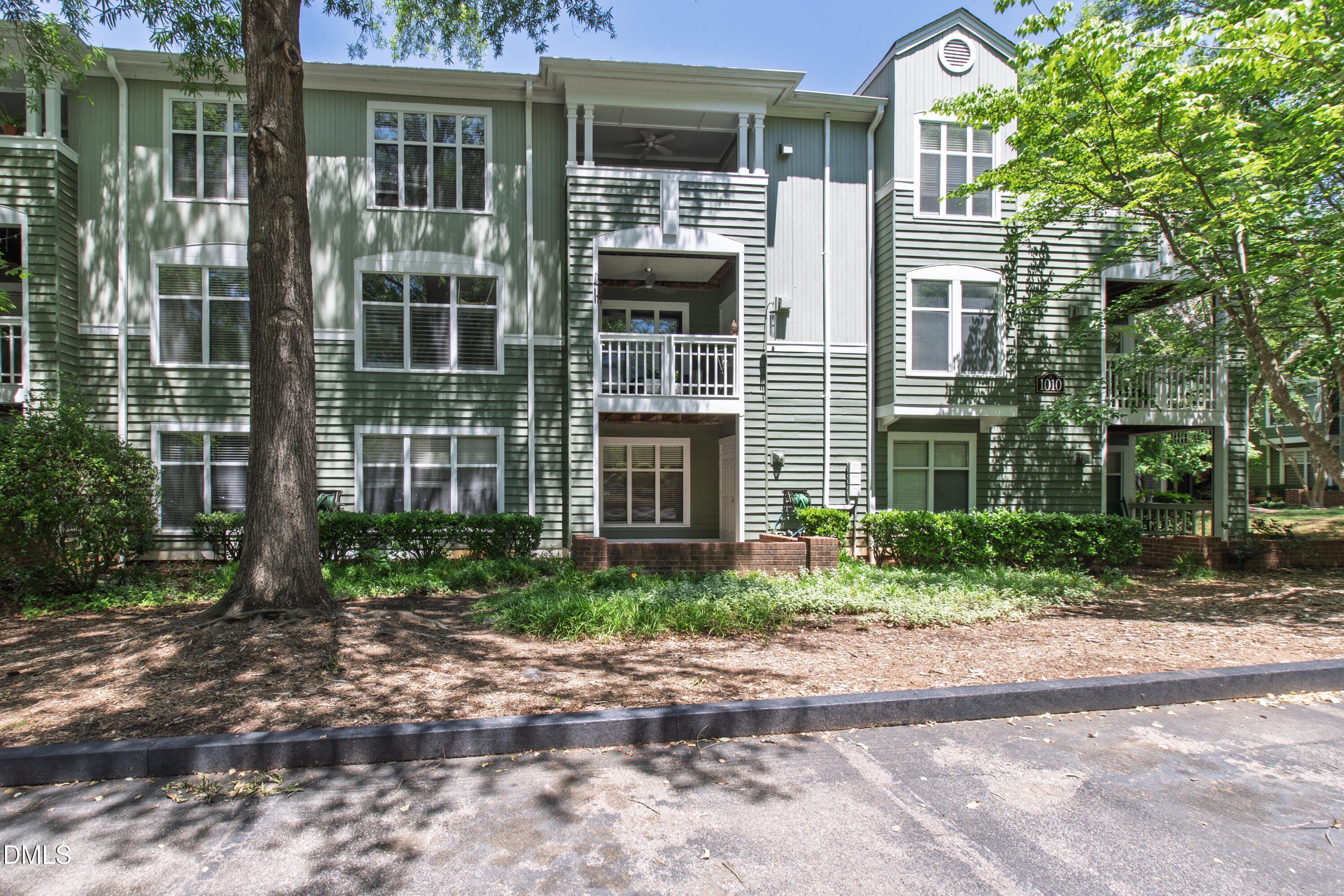 1010 Nicholwood Drive # 103