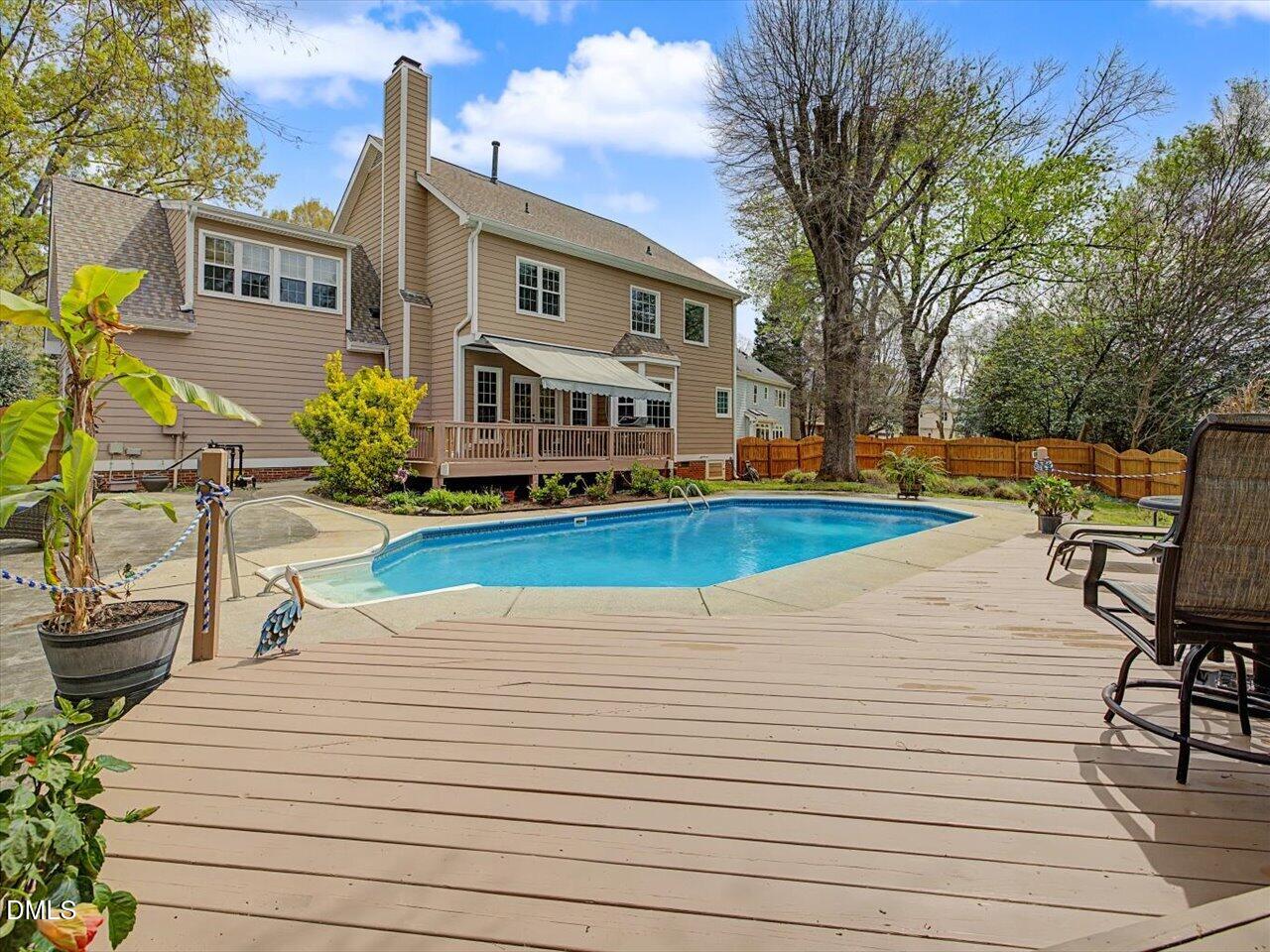 107 Glenrose Lane
