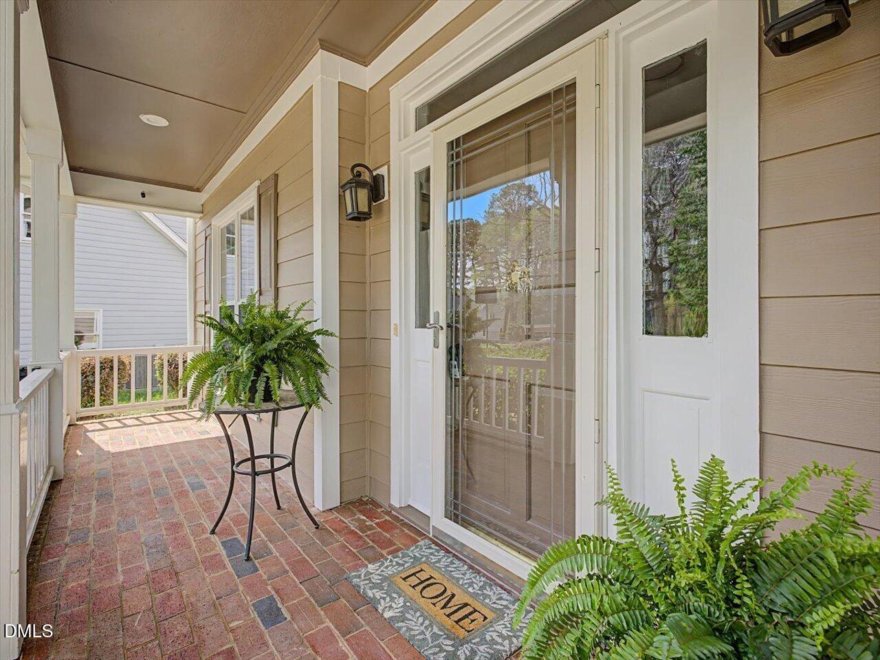 107 Glenrose Lane