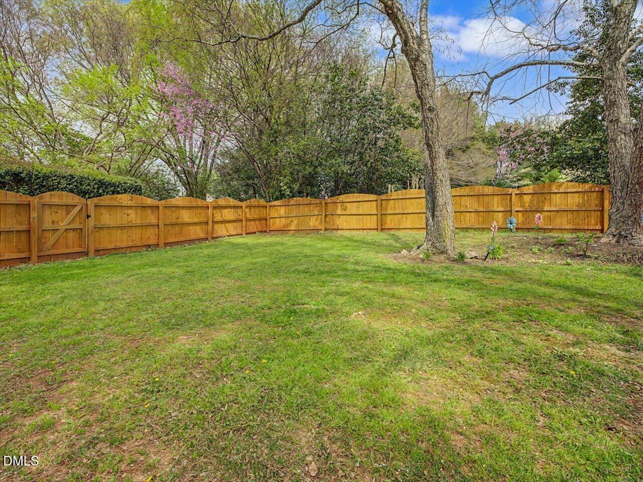 107 Glenrose Lane