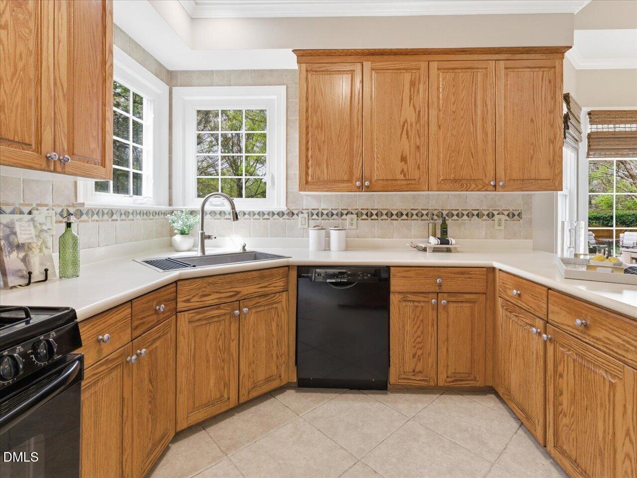 107 Glenrose Lane