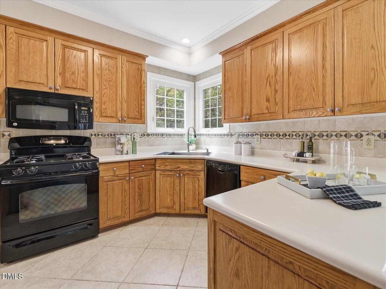 107 Glenrose Lane