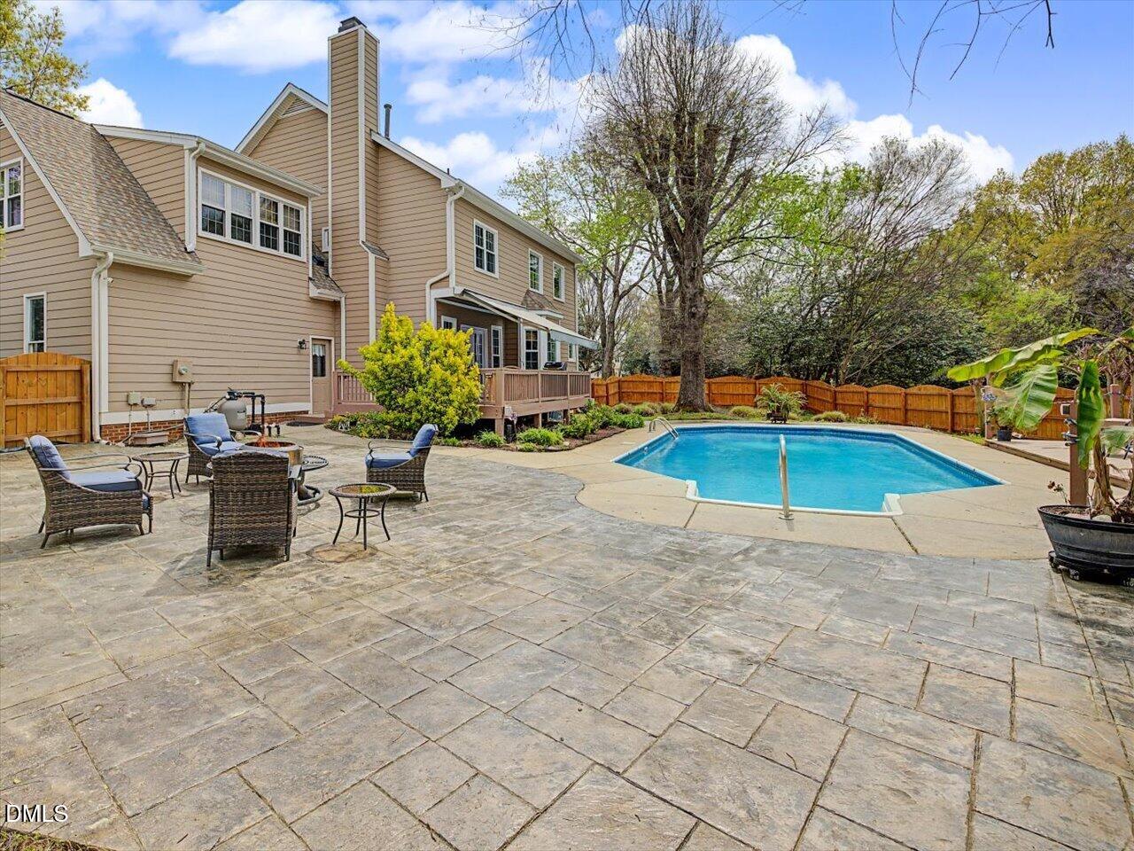 107 Glenrose Lane