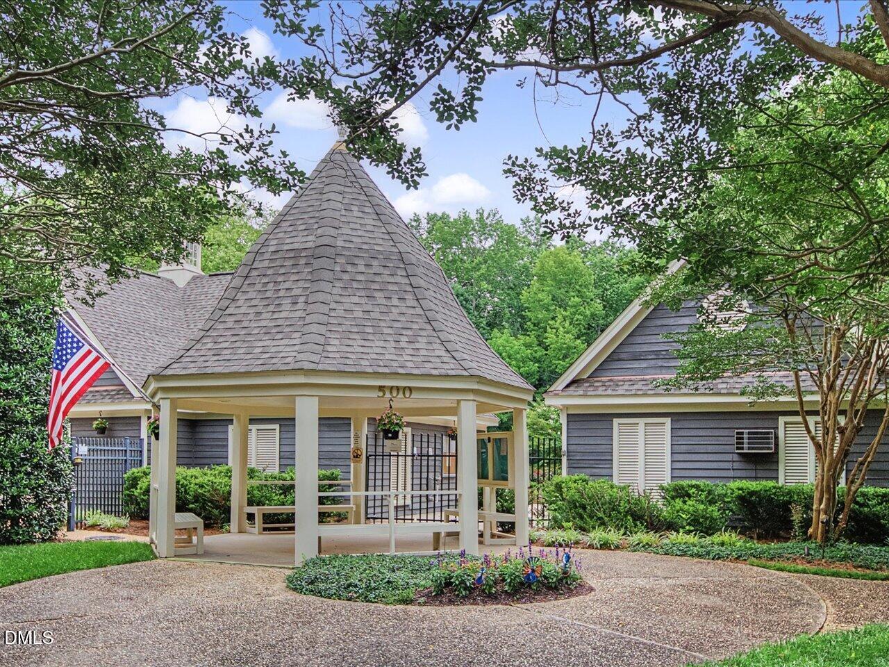 107 Glenrose Lane