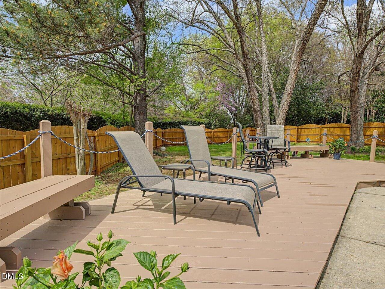 107 Glenrose Lane