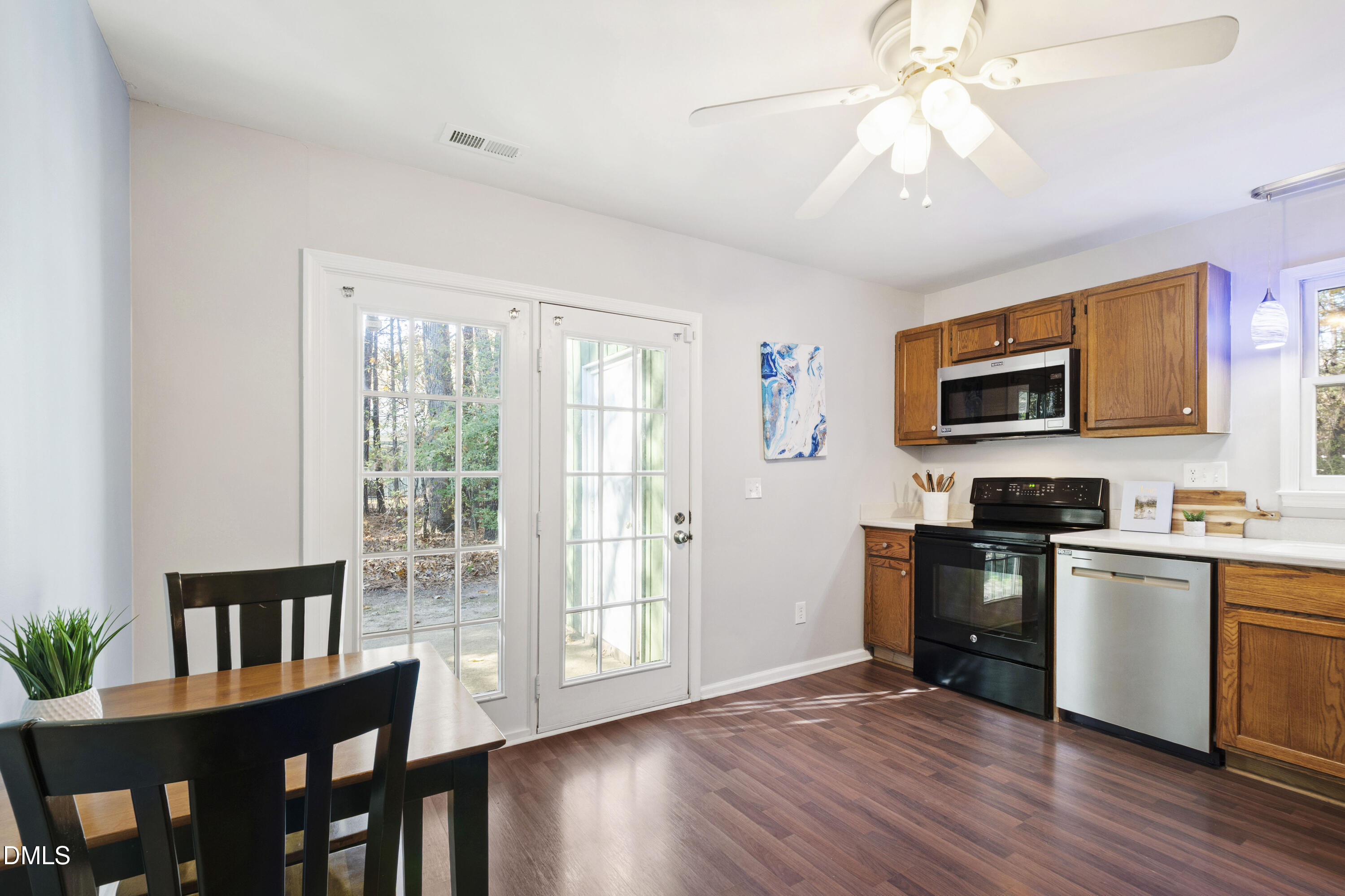 27 Sunflower Court