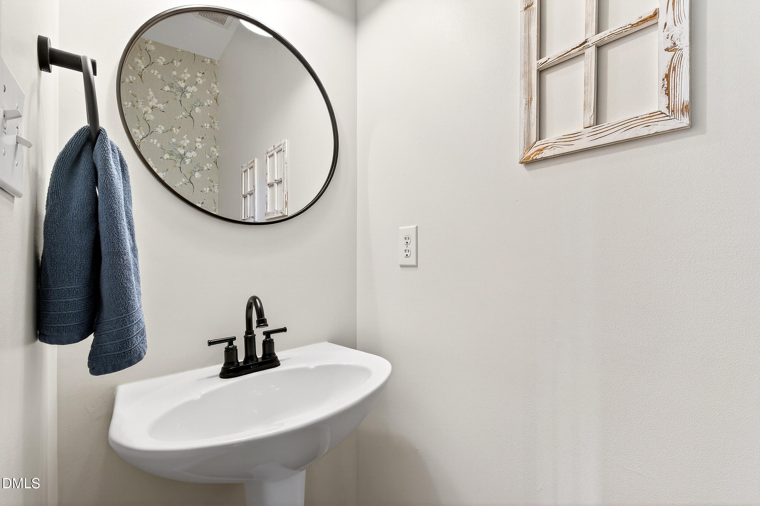 108 Wintersage Court