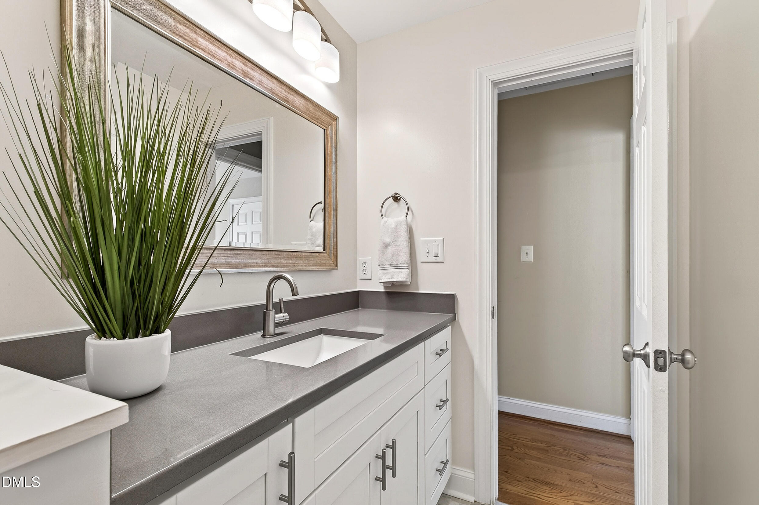 108 Wintersage Court