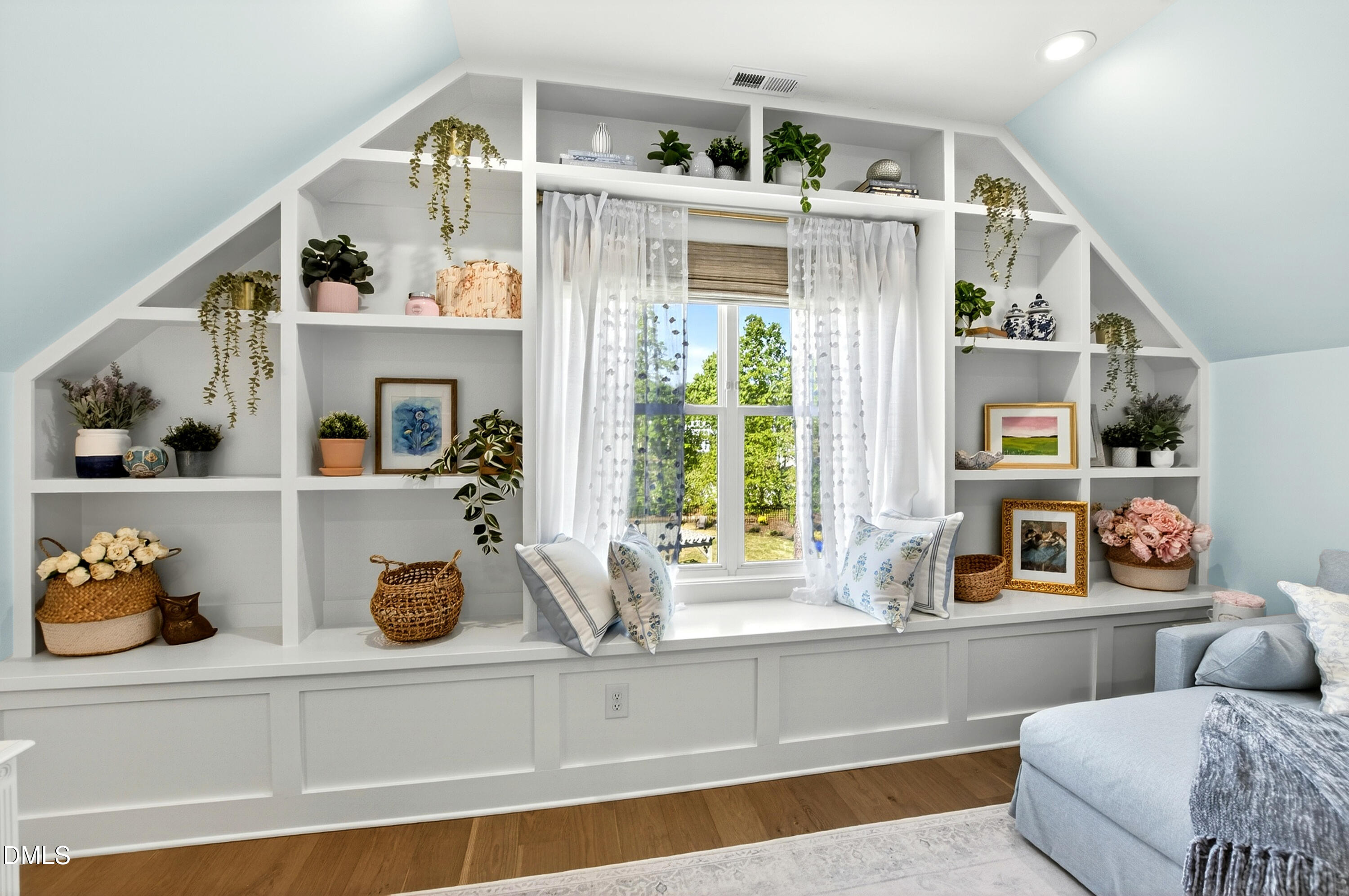 7717 Dover Hills Drive