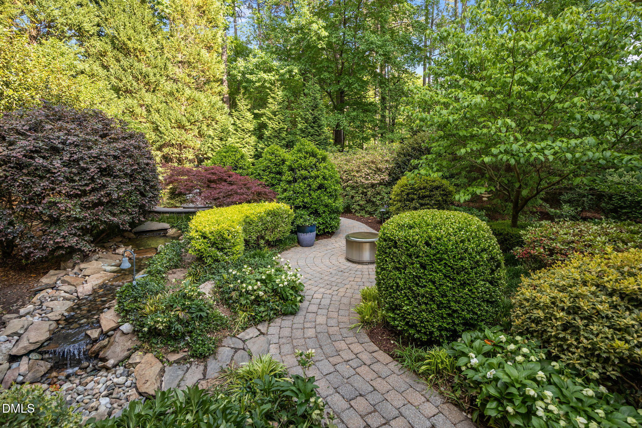 116 Grosvenor Drive