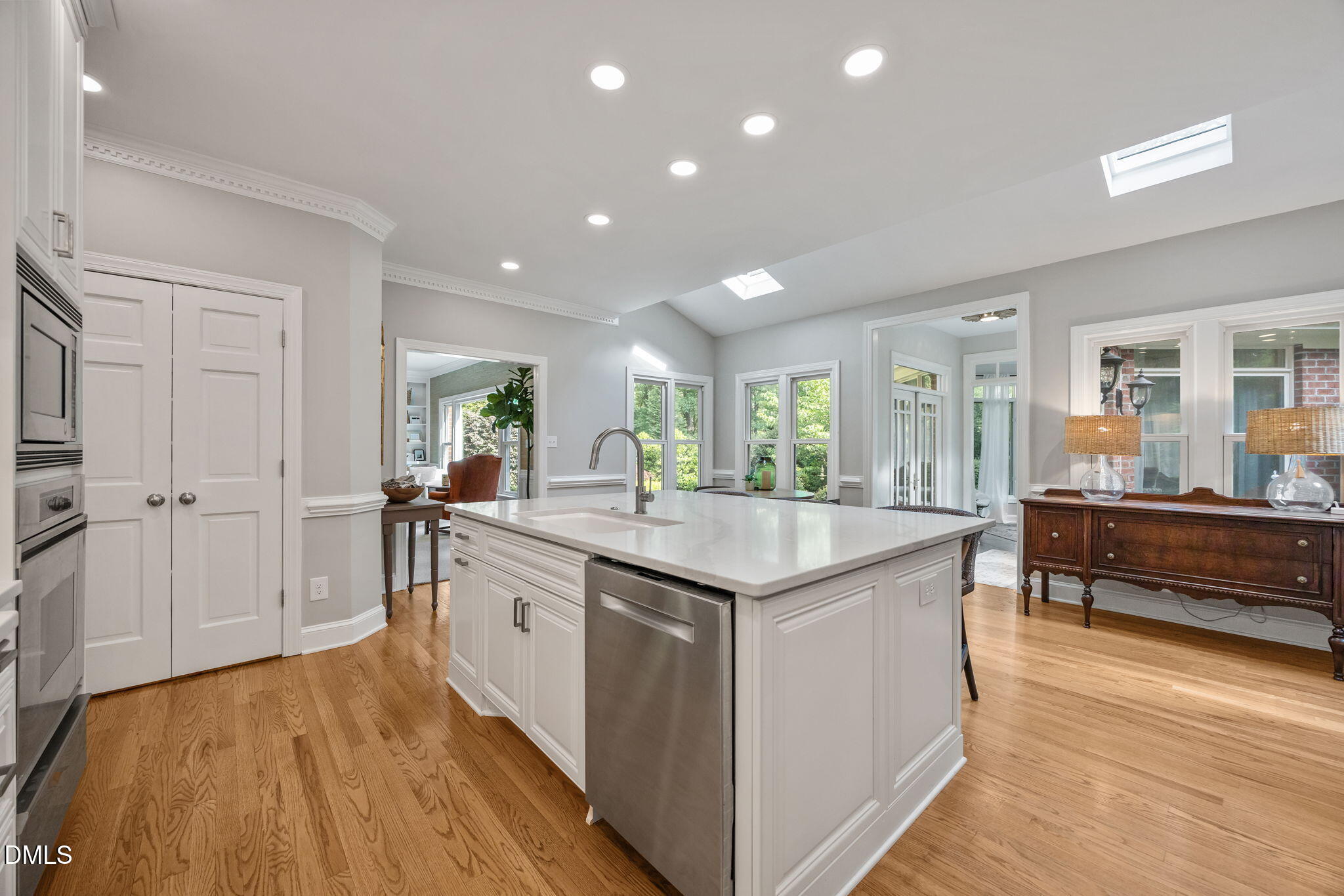 116 Grosvenor Drive