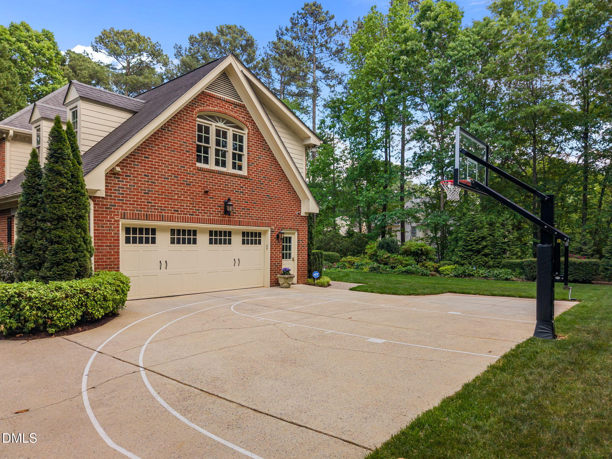 116 Grosvenor Drive