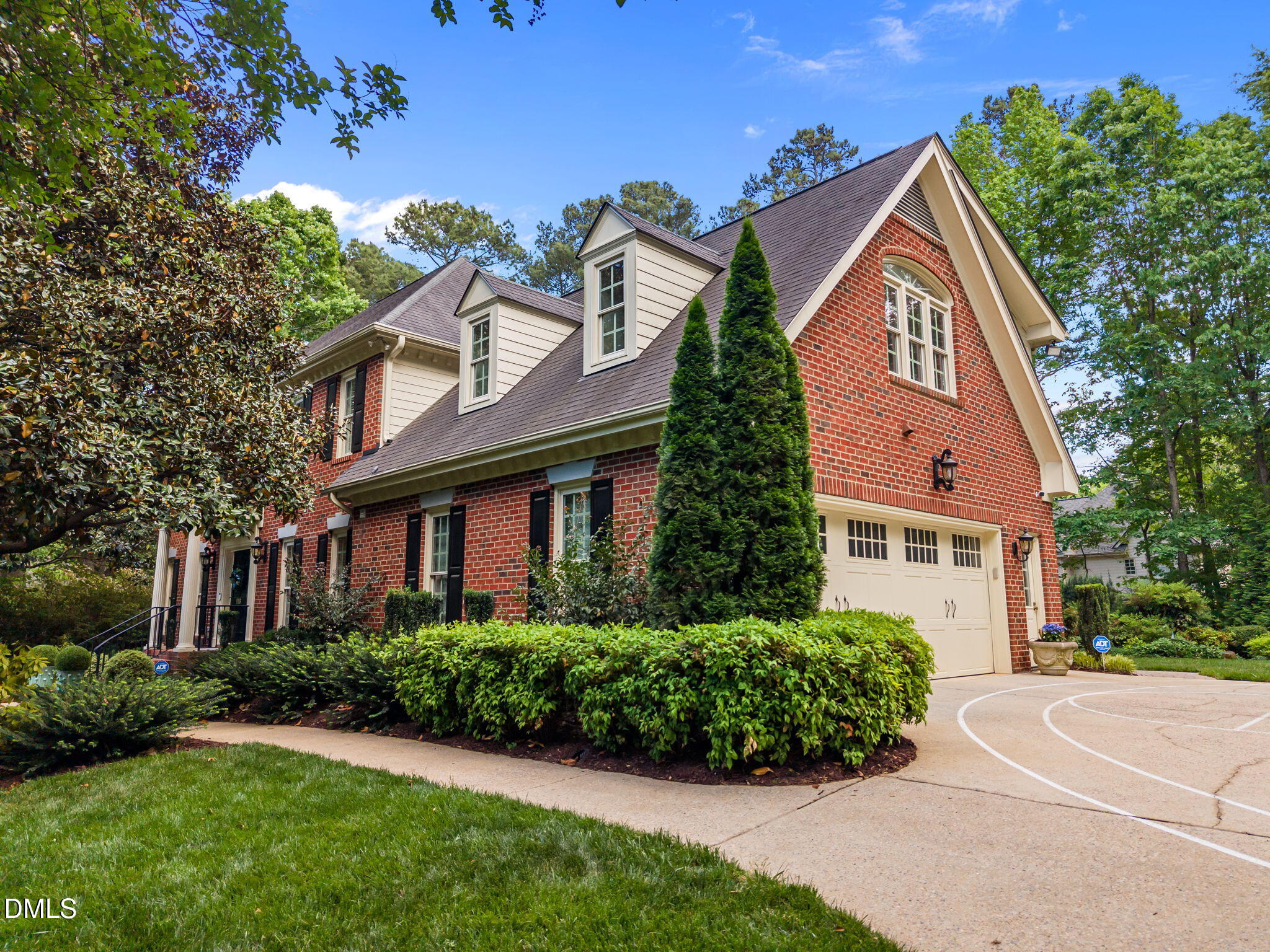 116 Grosvenor Drive