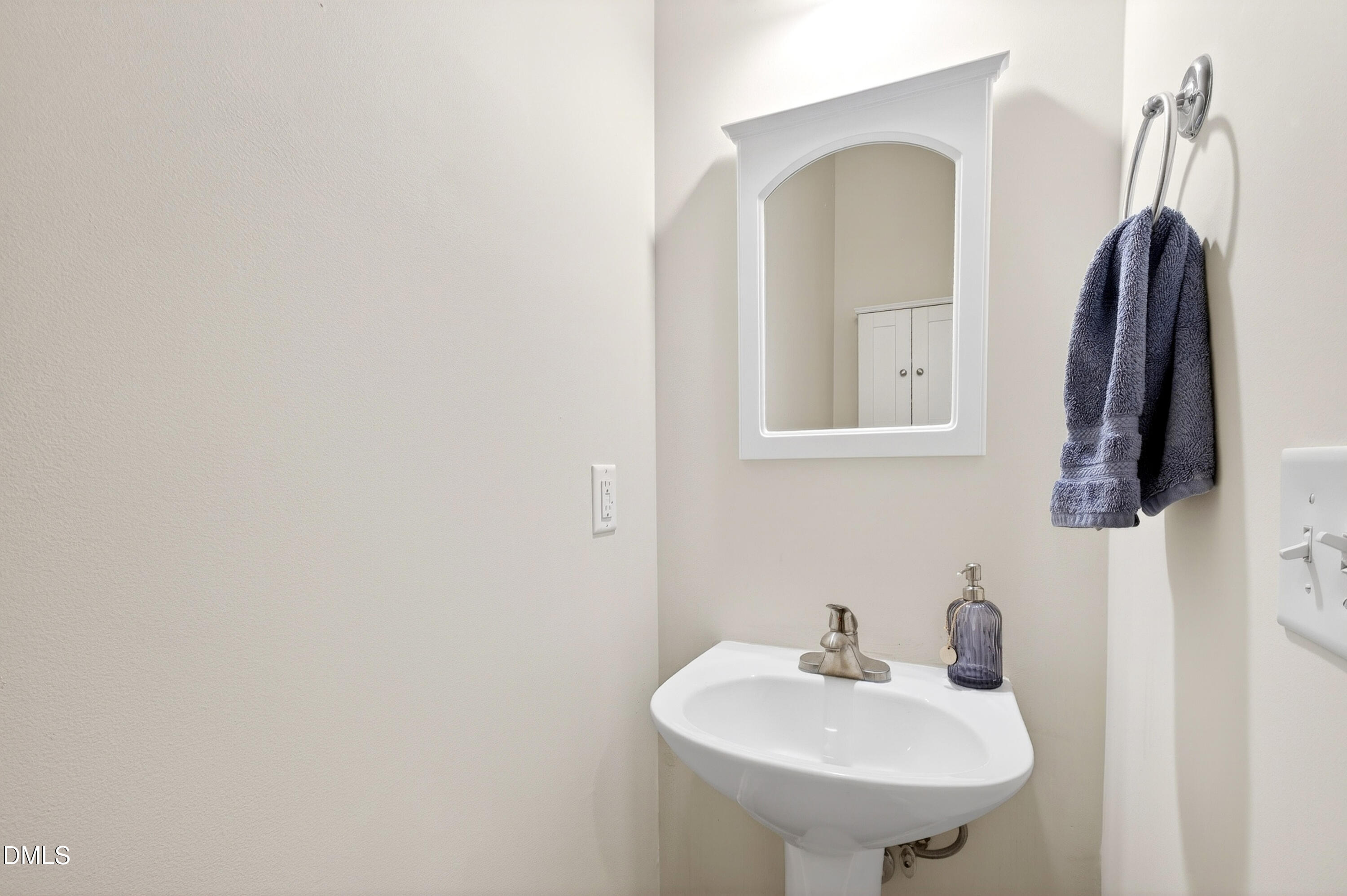 182 Chatham Mill Road