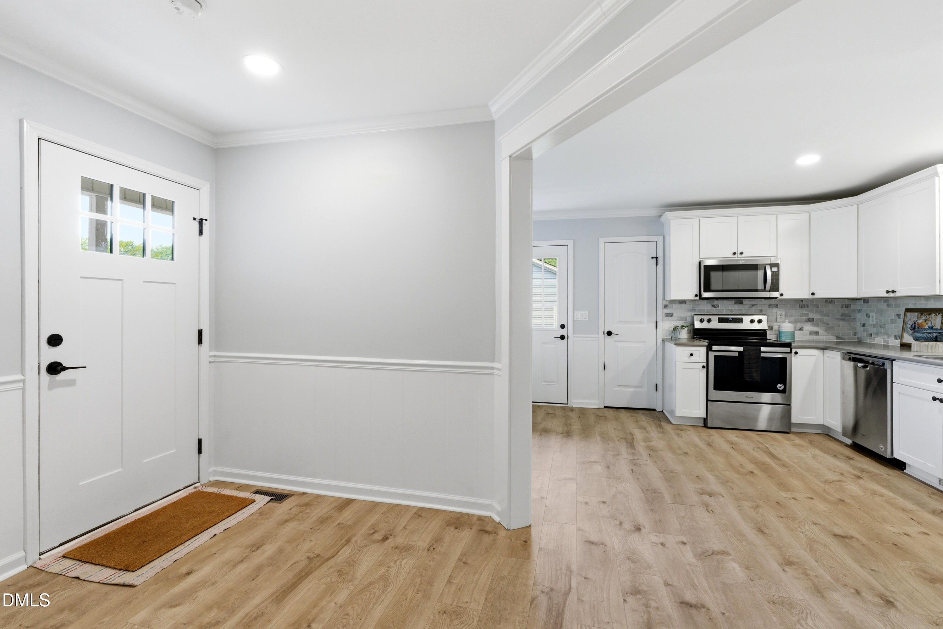 1634 Glengarry Drive
