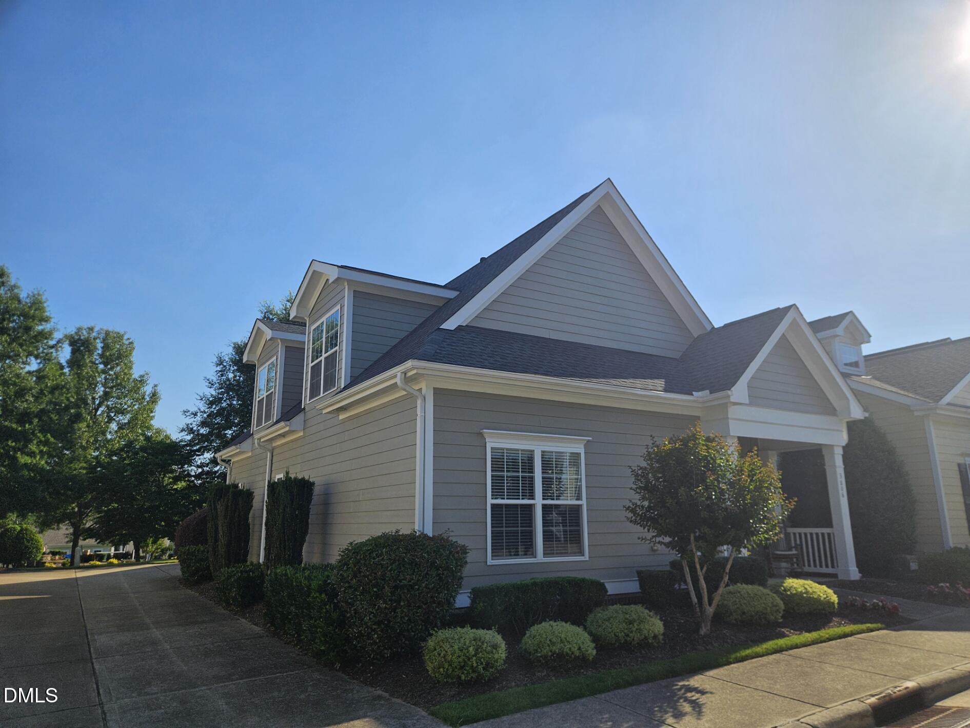 3806 Heritage Spring Circle
