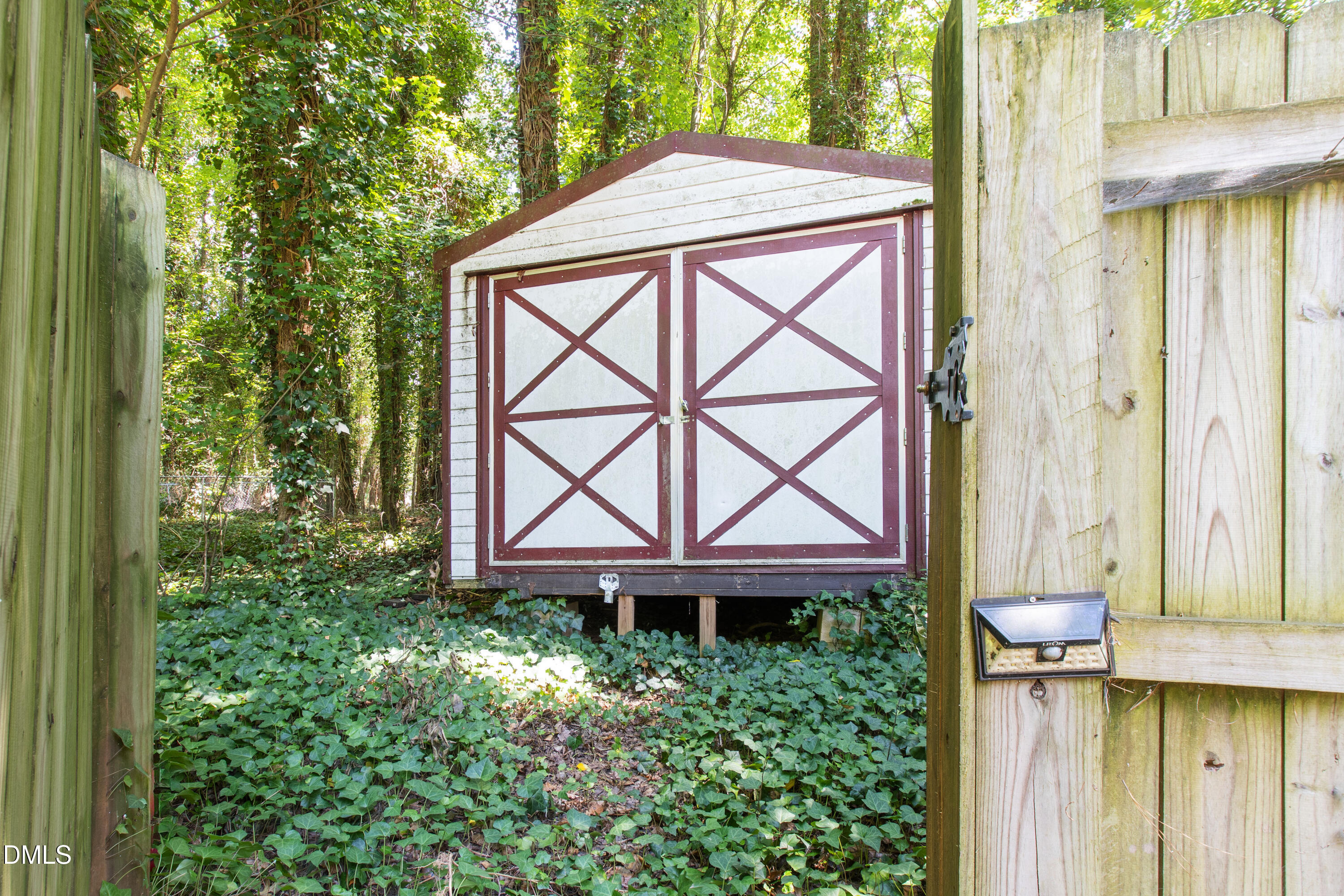 2813 Girth Lane